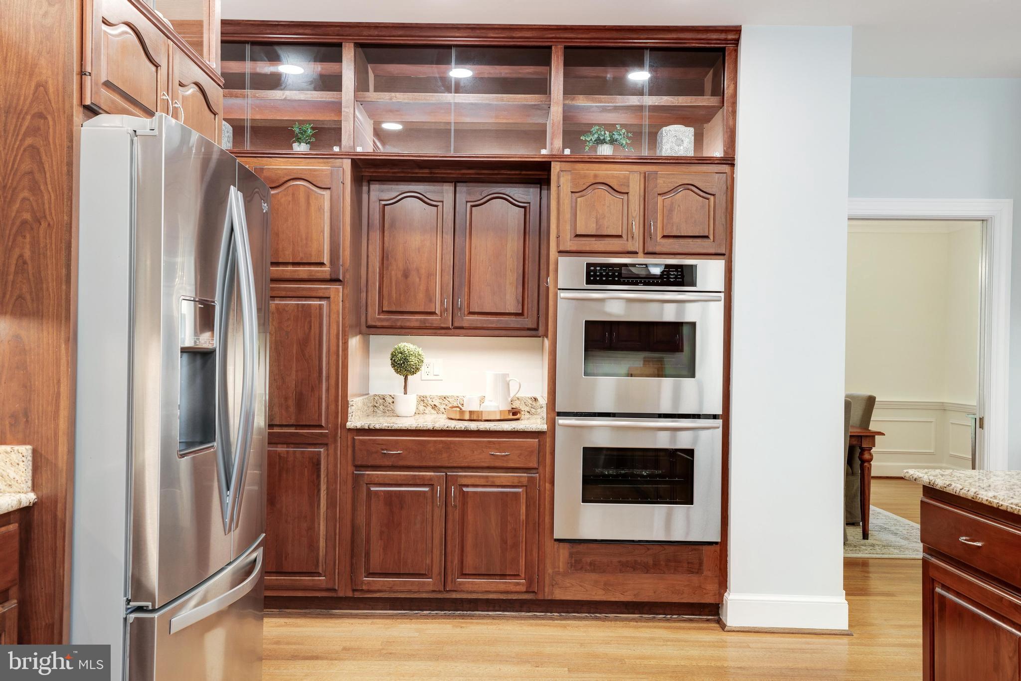 CHINQUAPIN MANOR - Residential