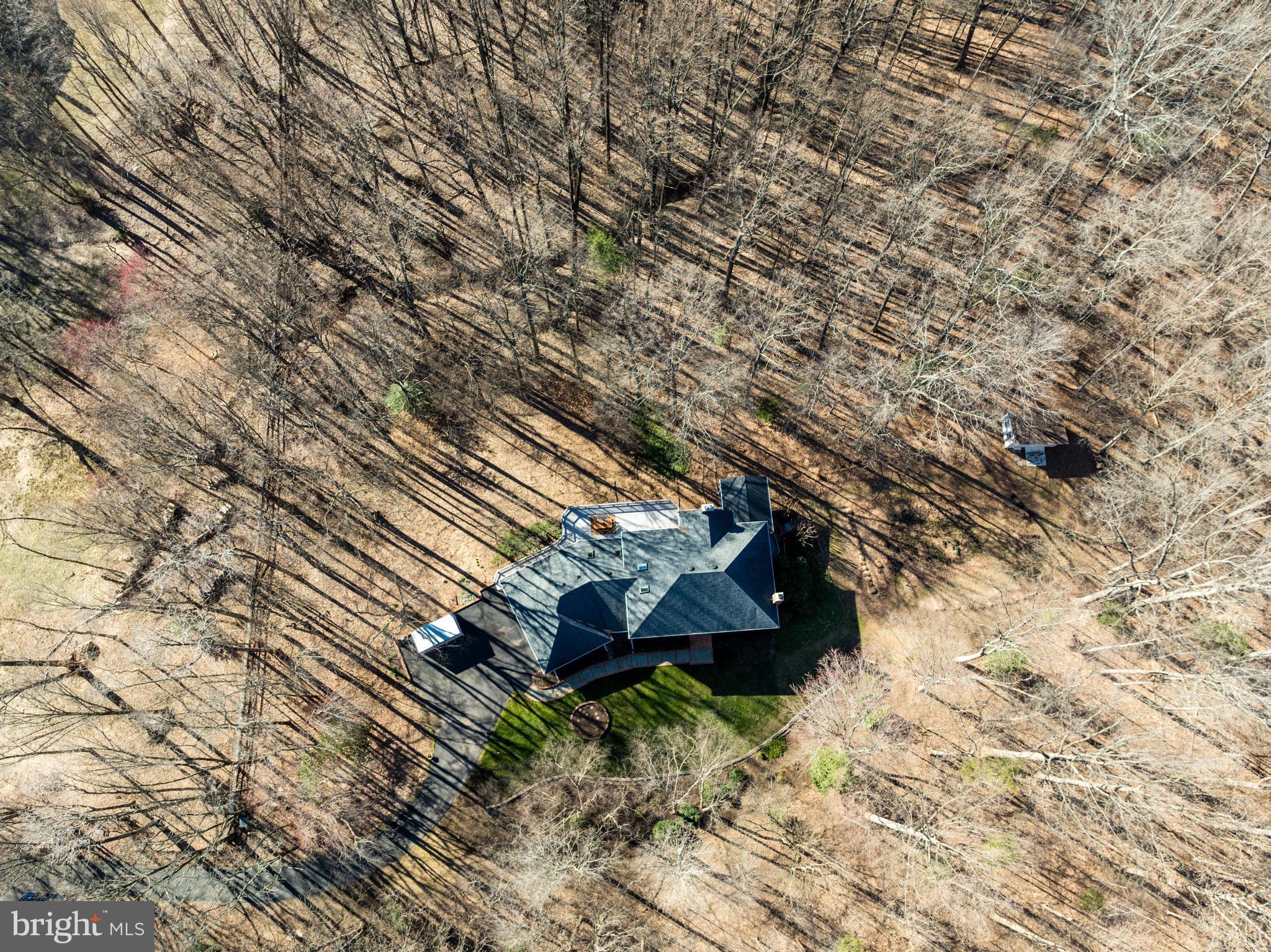 CHINQUAPIN MANOR - Residential