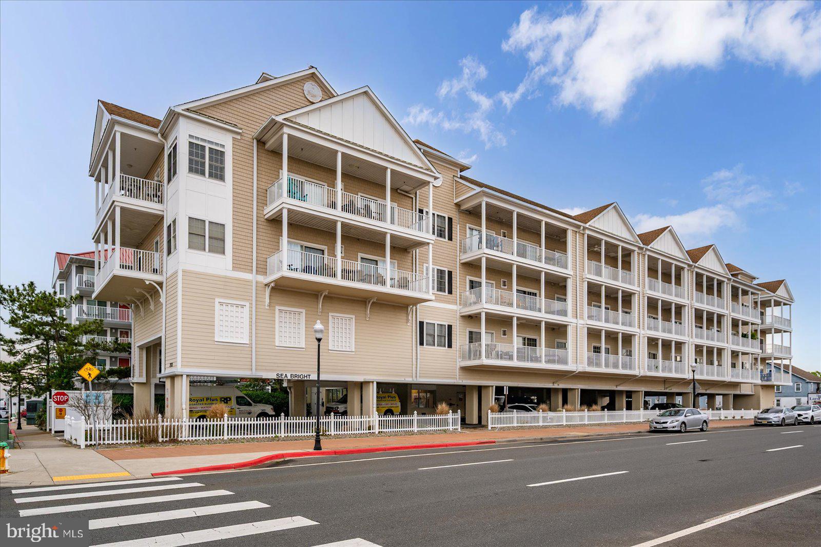 200 WICOMICO STREET 305