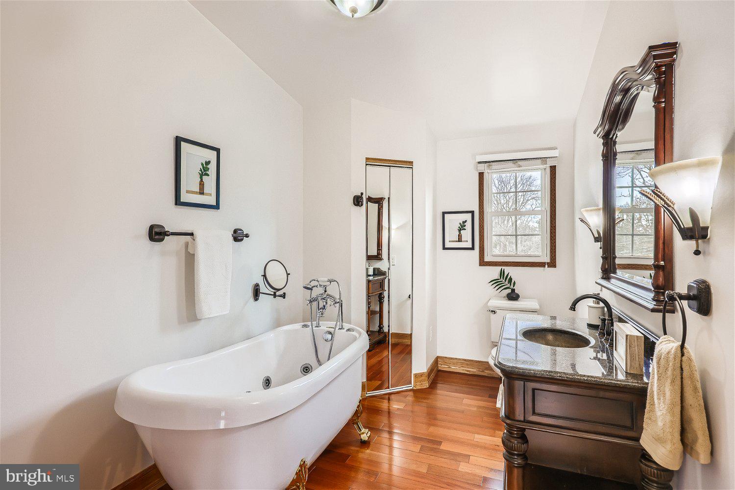 ROSEDALE - Residential