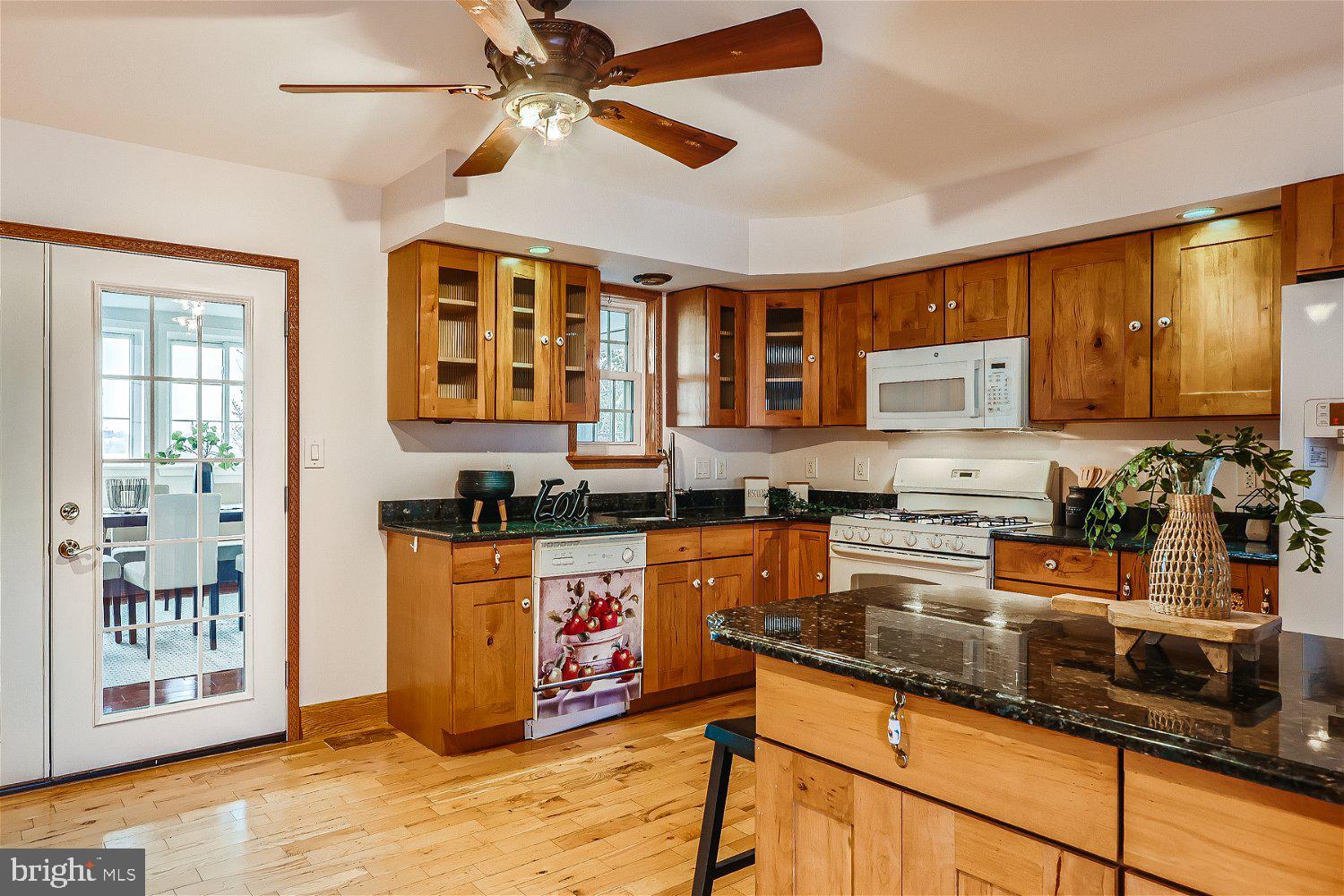 ROSEDALE - Residential