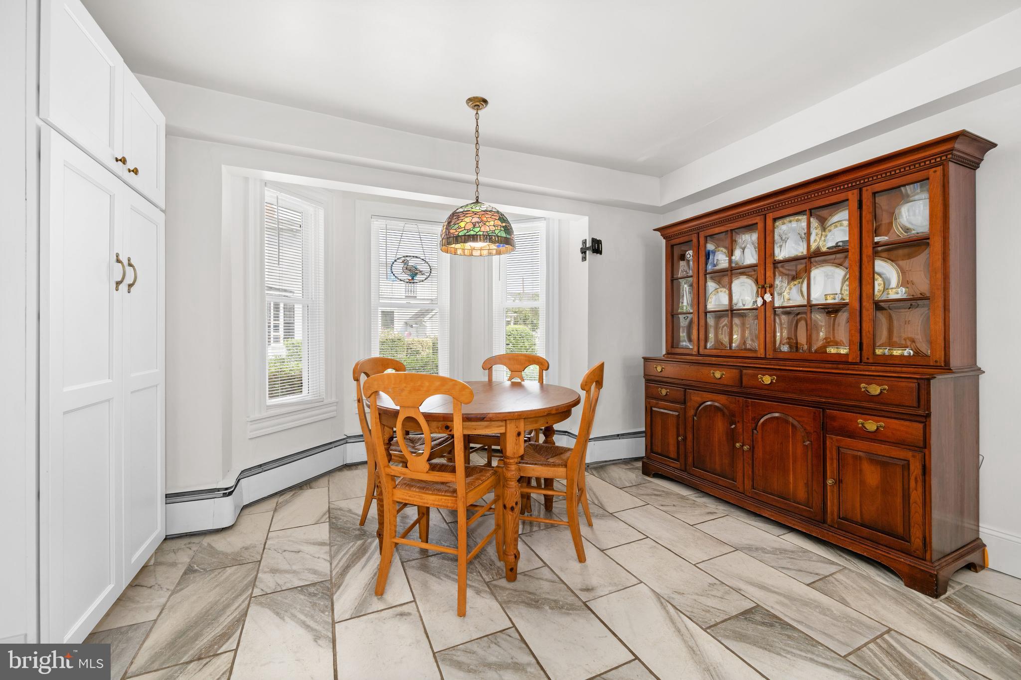 OXFORD - Commercial Sale