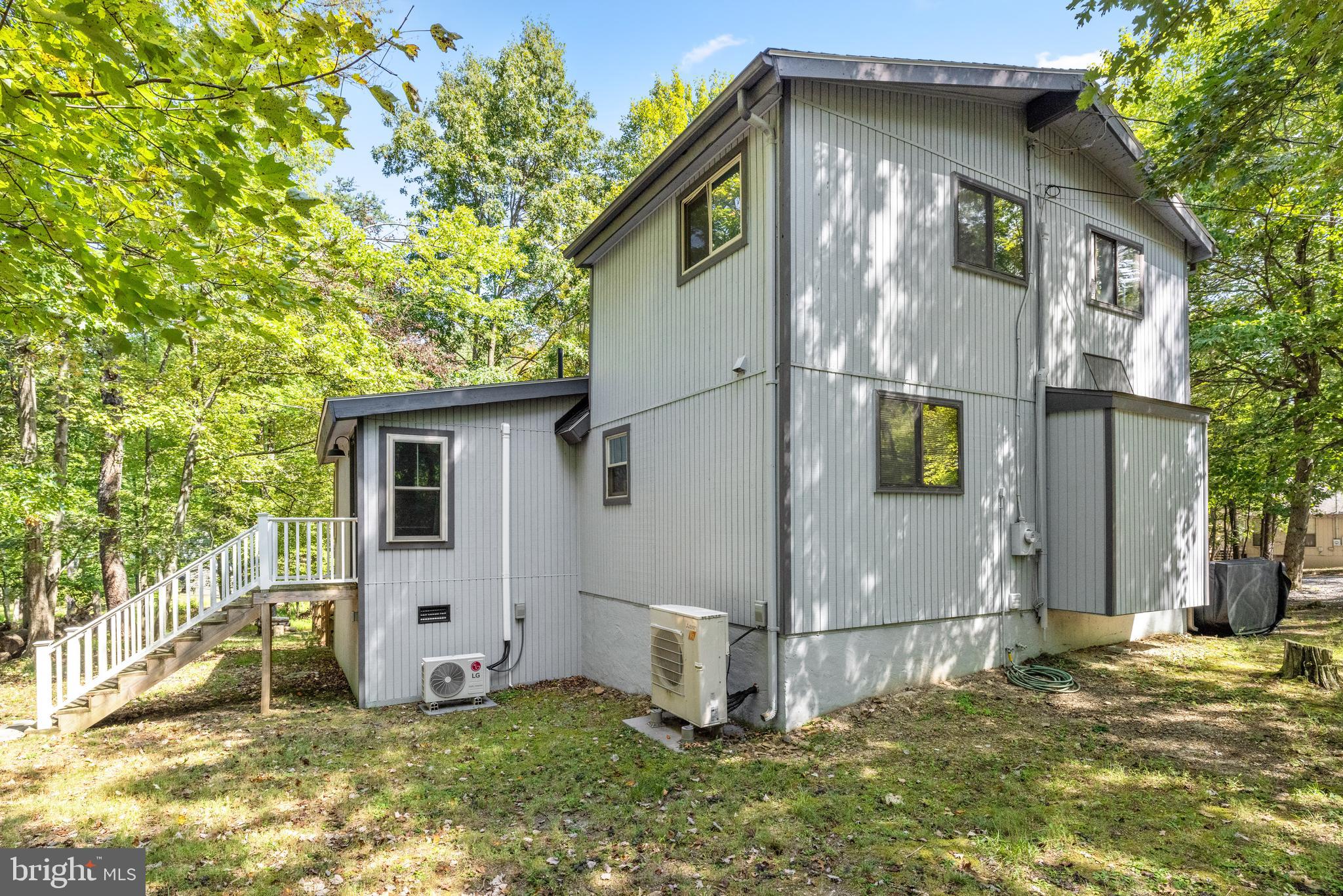 THE WOODS - Residential