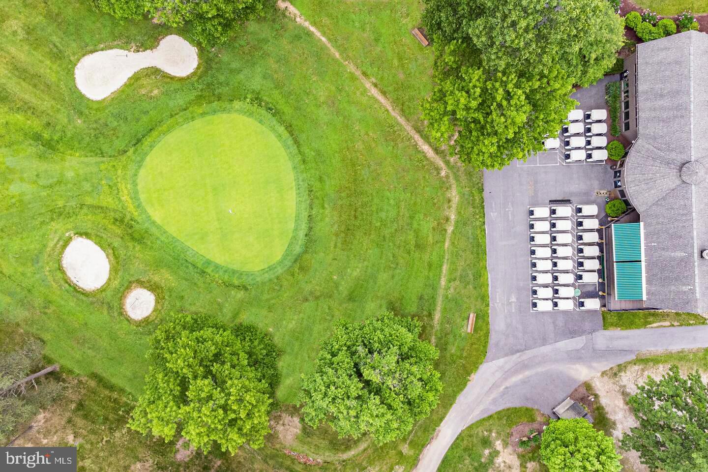 THE WOODS - Residential