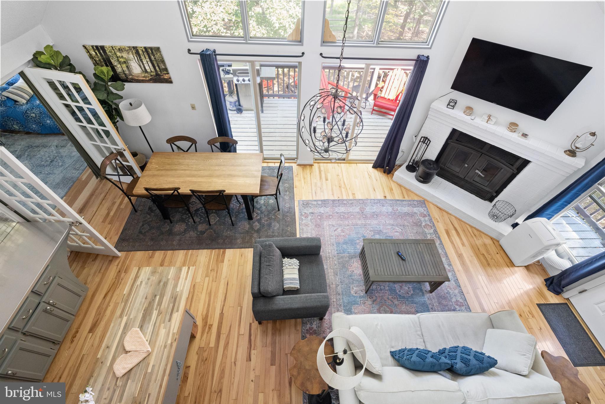 THE WOODS - Residential