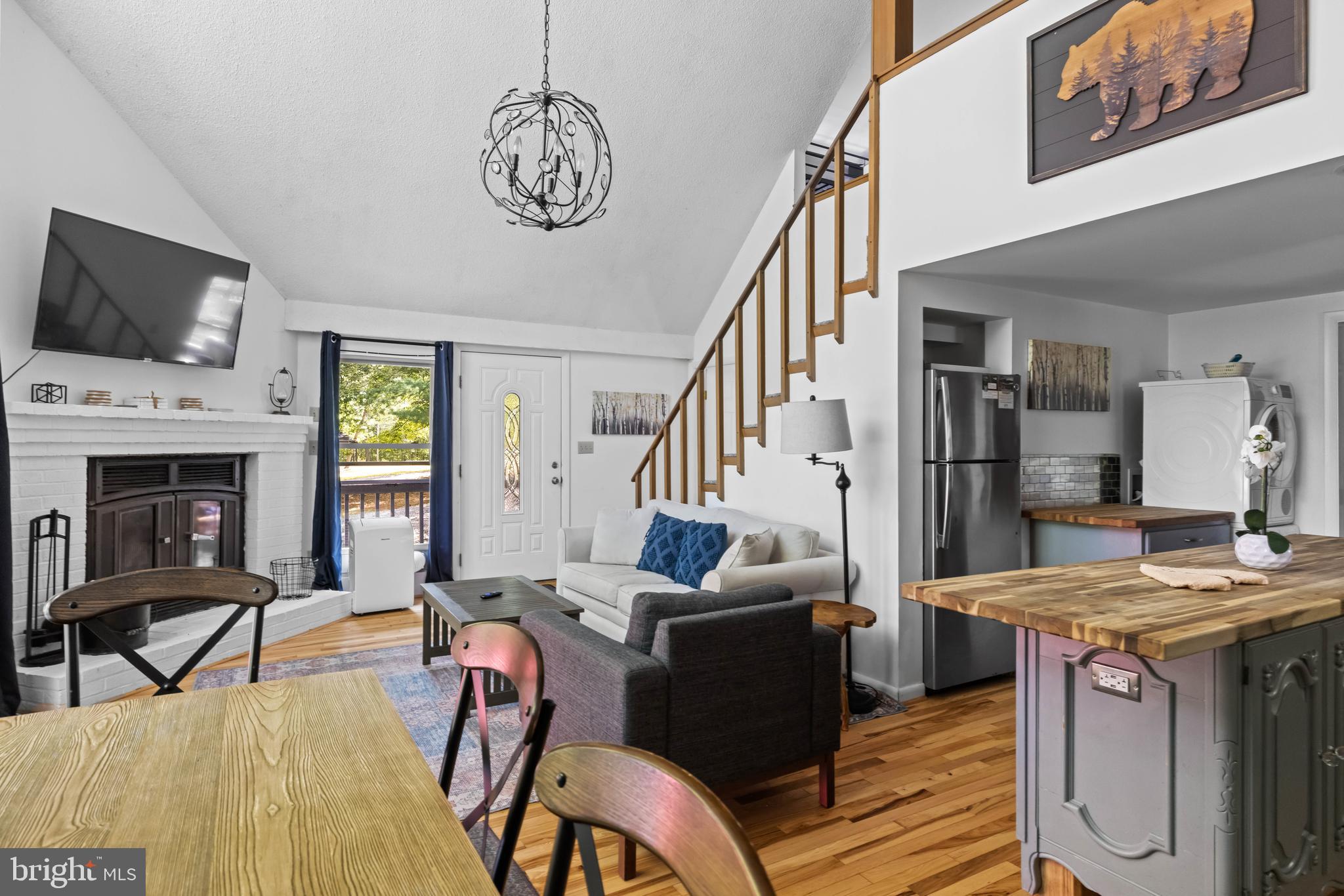 THE WOODS - Residential