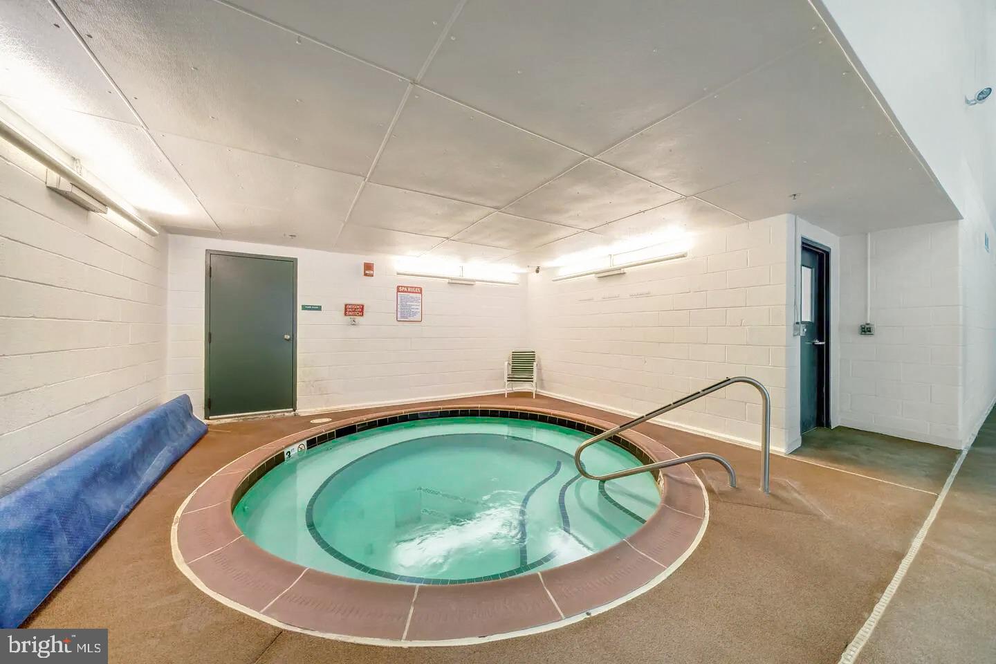 THE WOODS - Residential