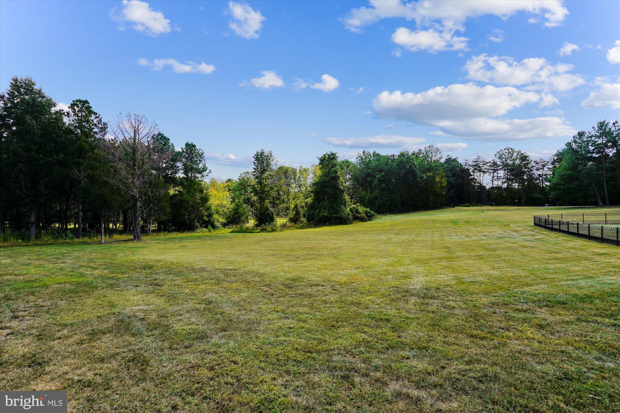 FAWN LAKE - Residential