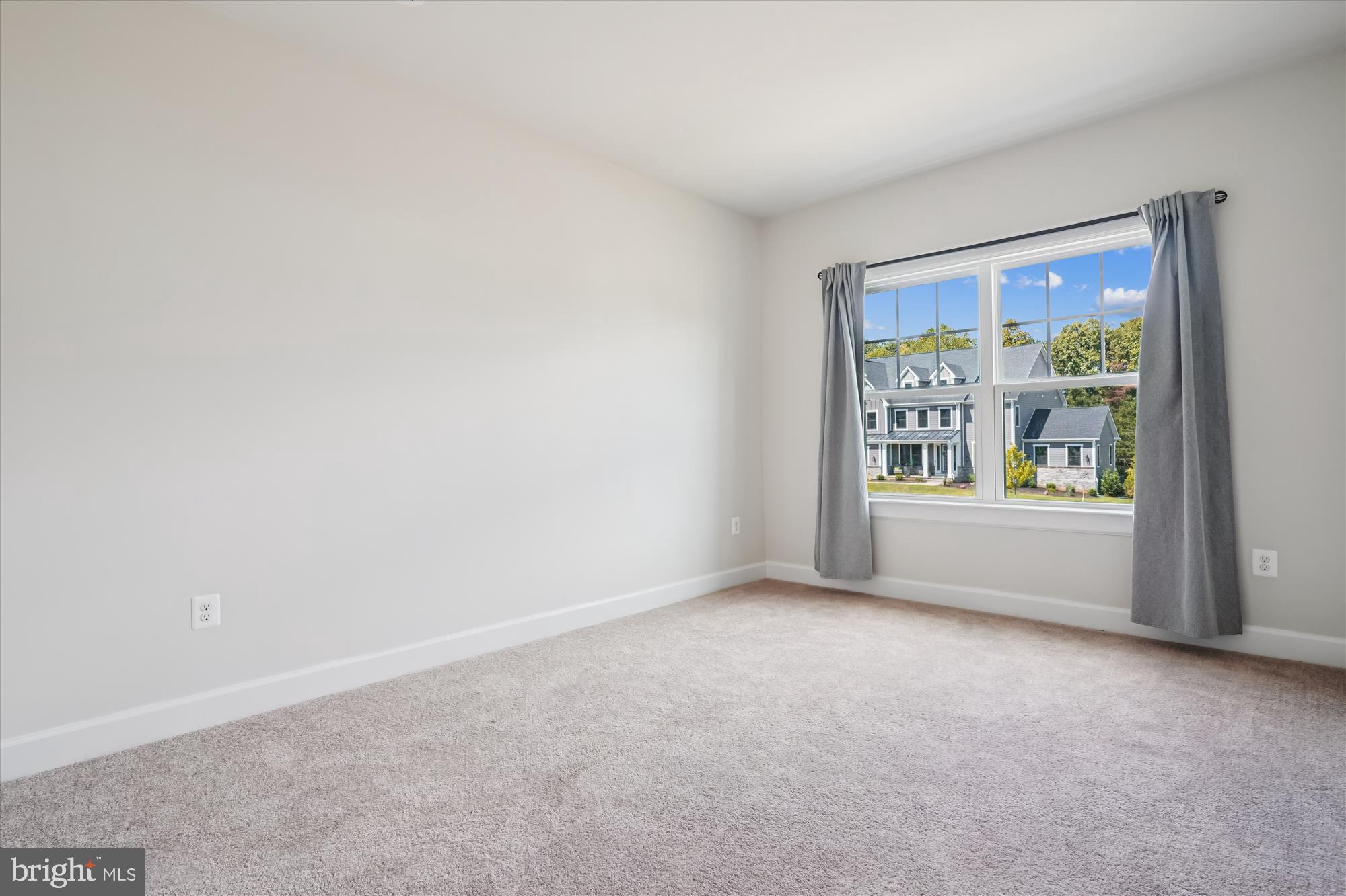 FAWN LAKE - Residential