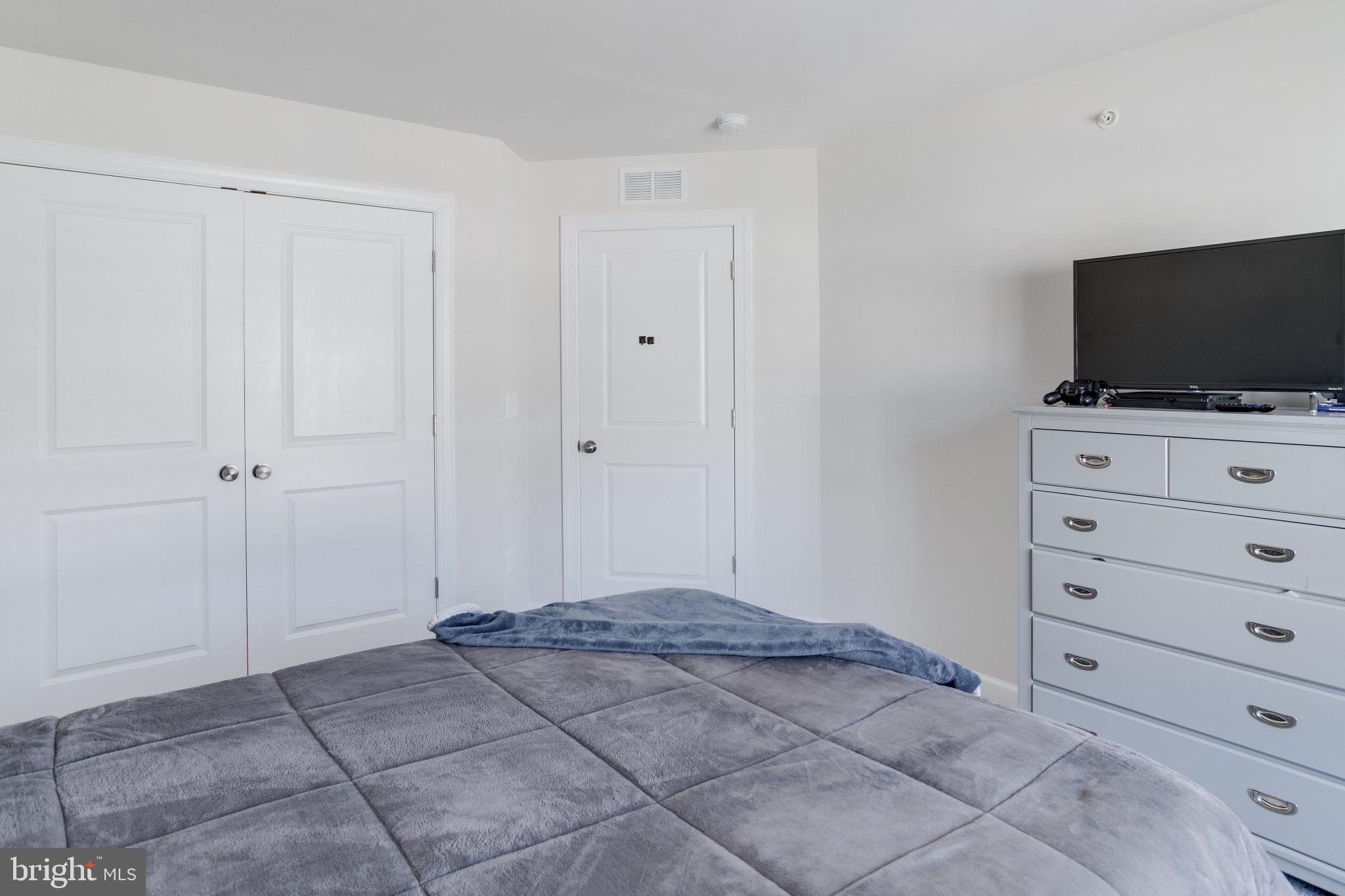 JEFFERSON PLACE - Residential Lease