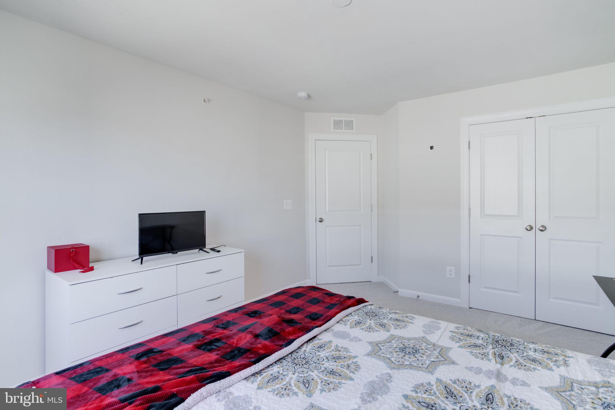 JEFFERSON PLACE - Residential Lease