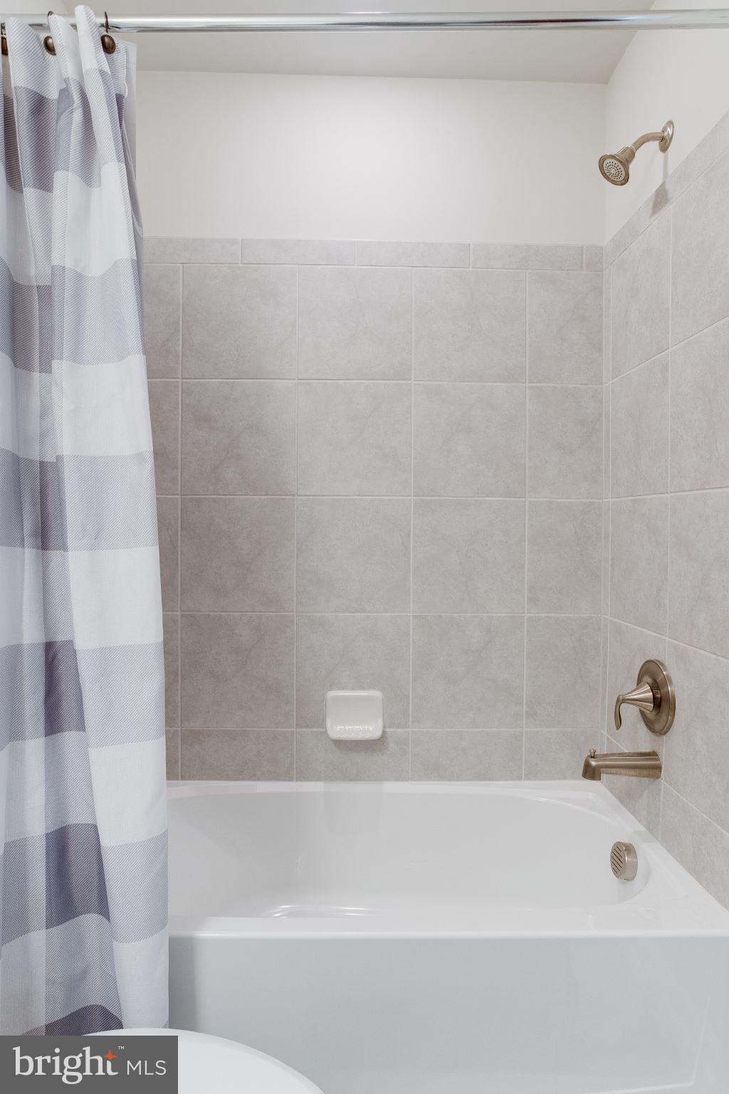 JEFFERSON PLACE - Residential Lease