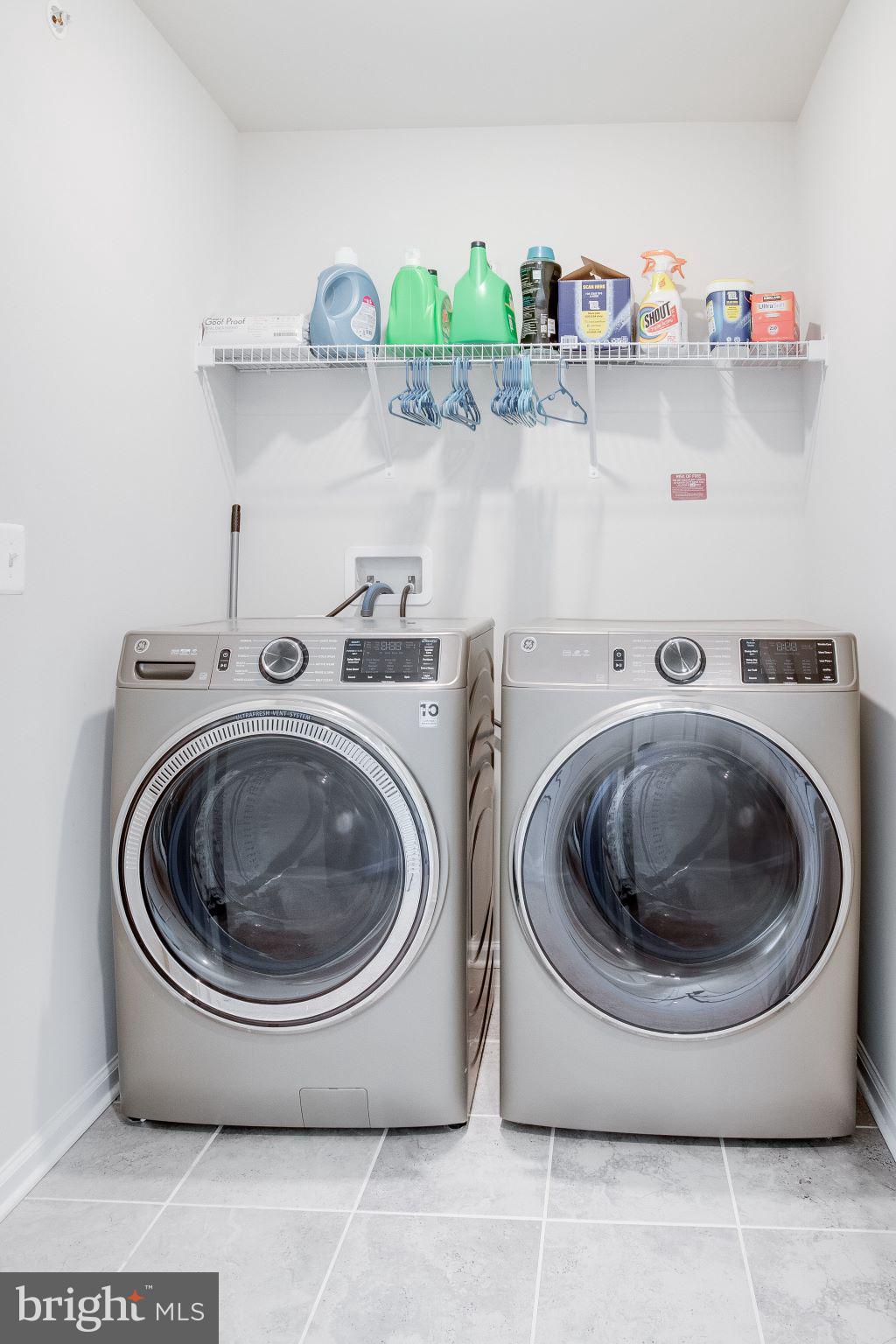 JEFFERSON PLACE - Residential Lease