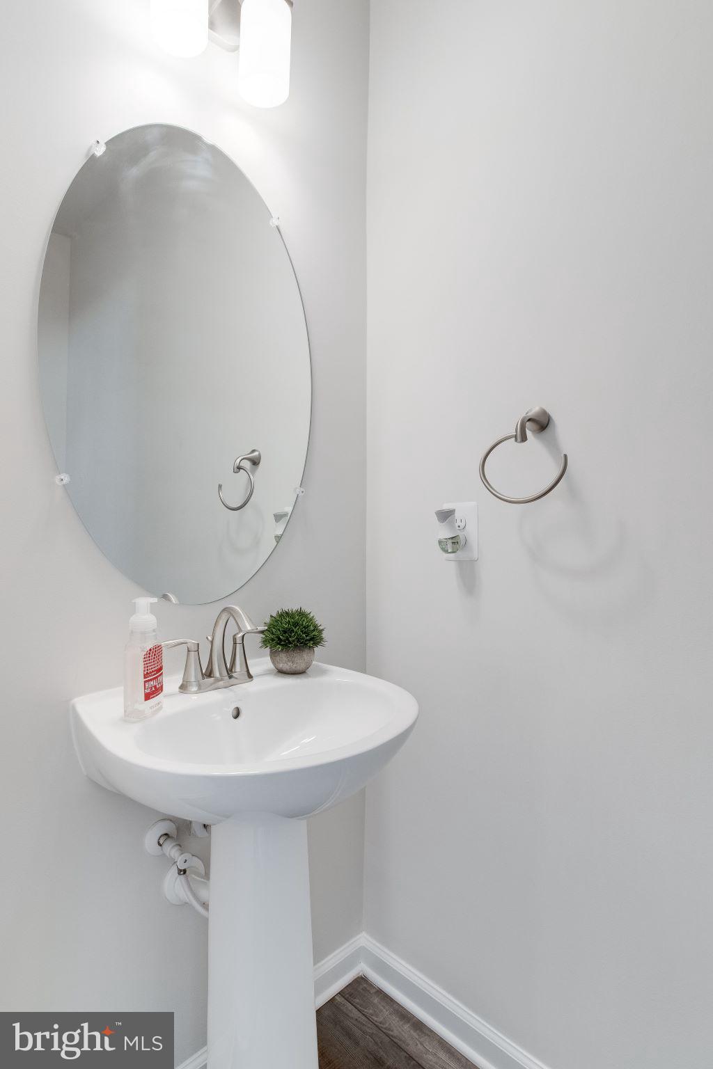 JEFFERSON PLACE - Residential Lease