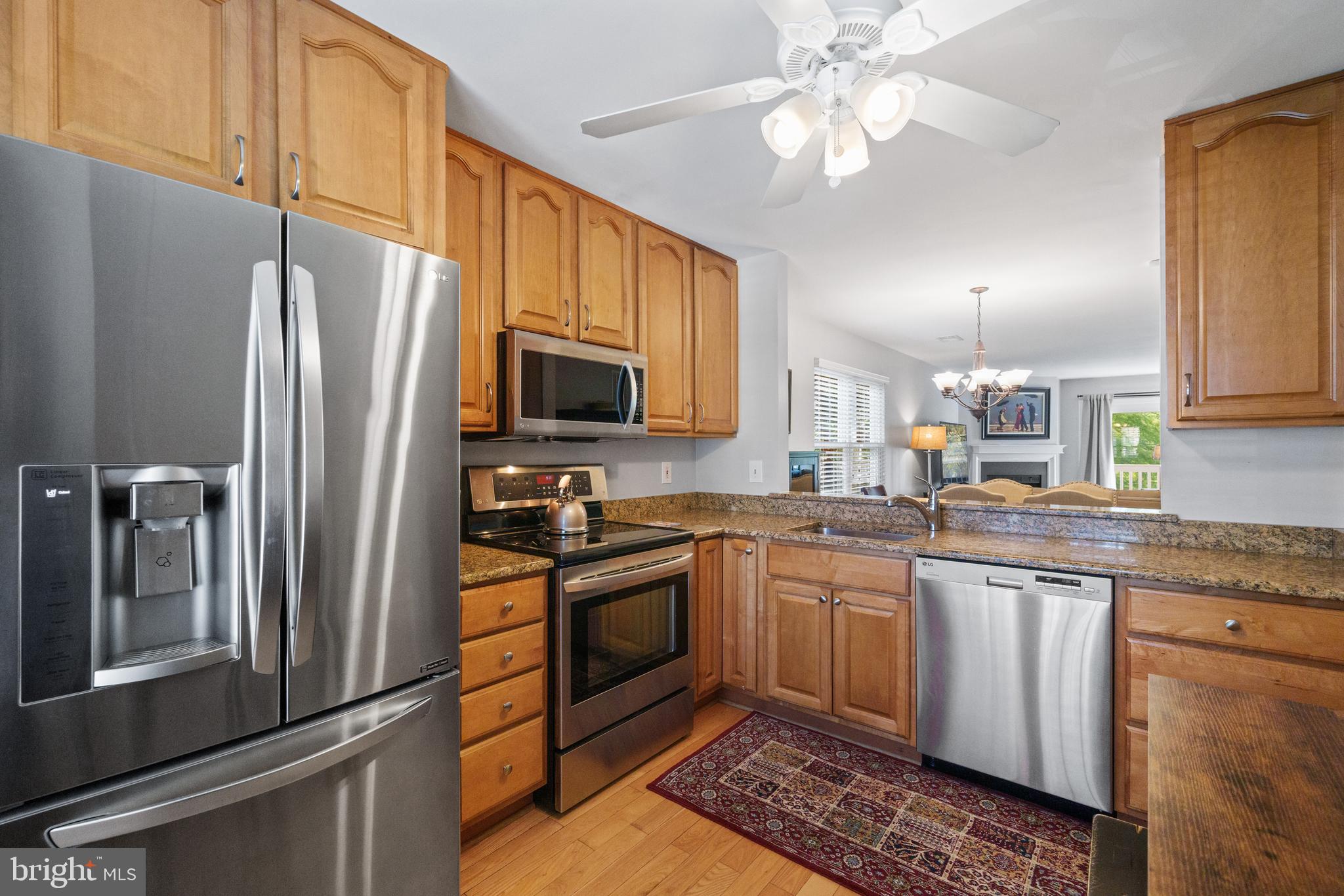 2832 YARLING COURT 2832