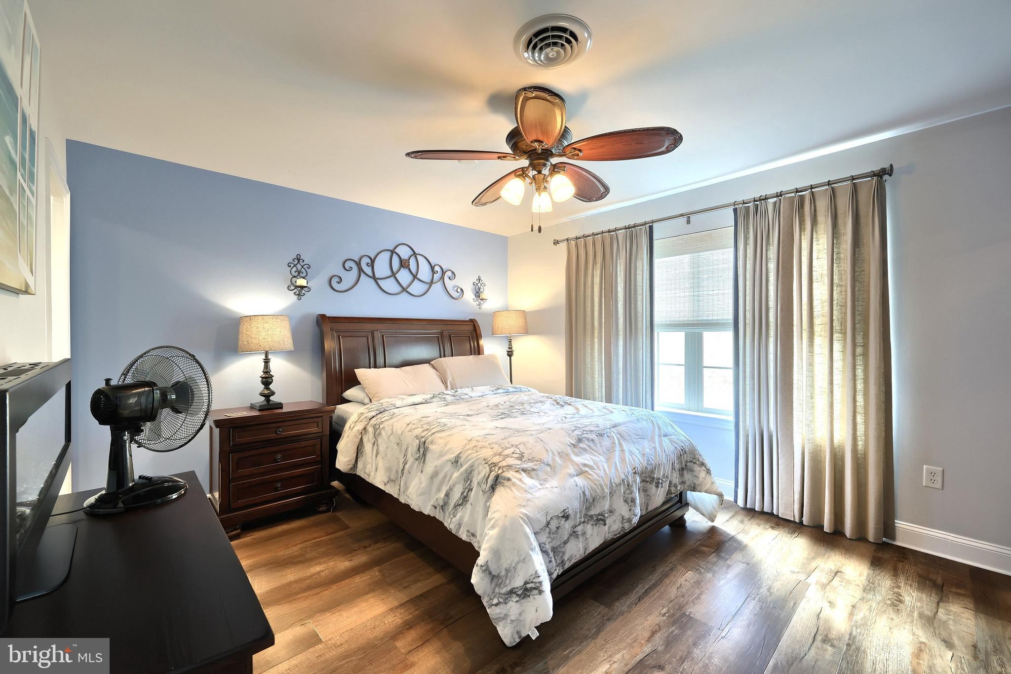 BROOKSTONE - Residential