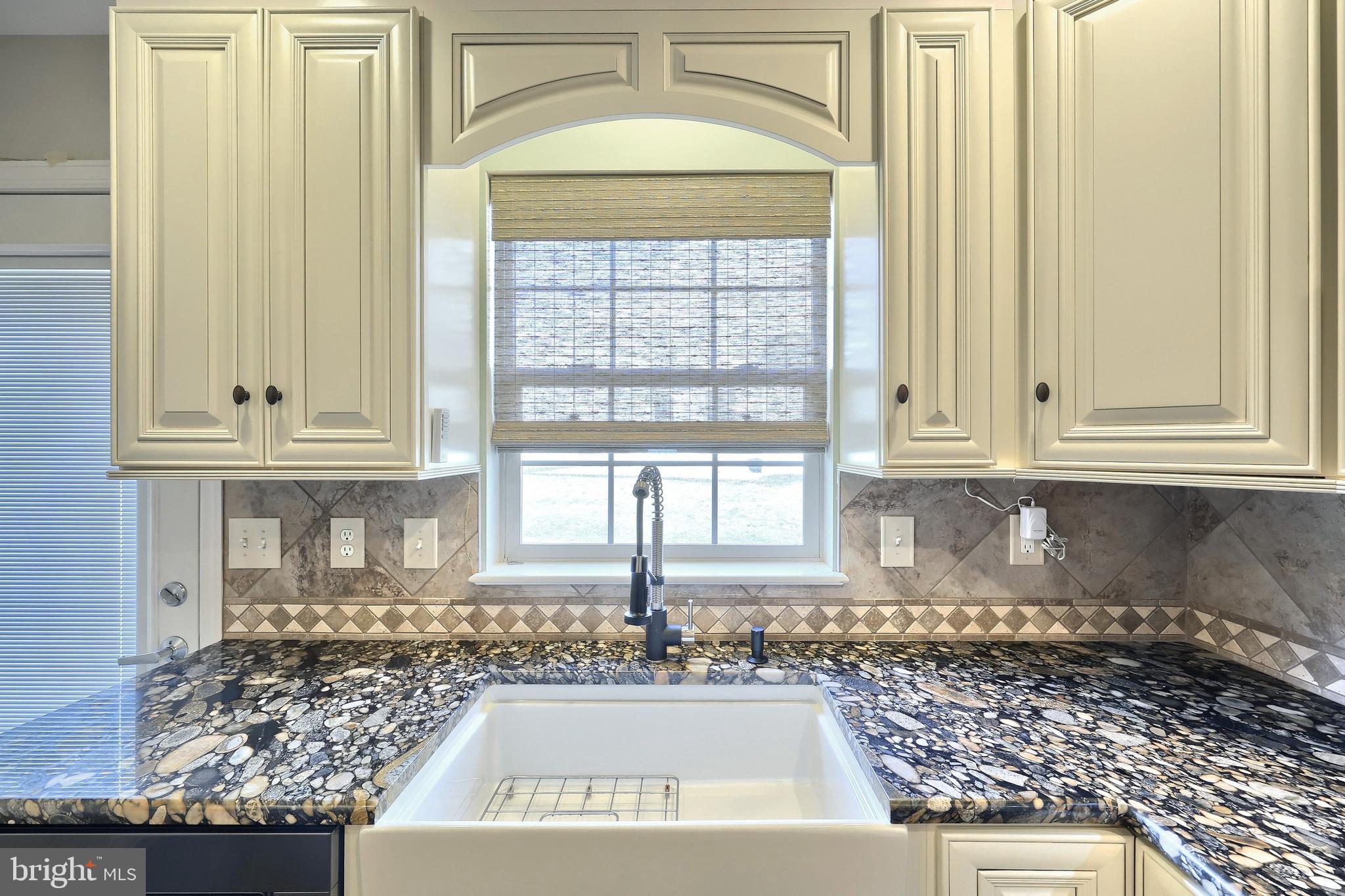 BROOKSTONE - Residential