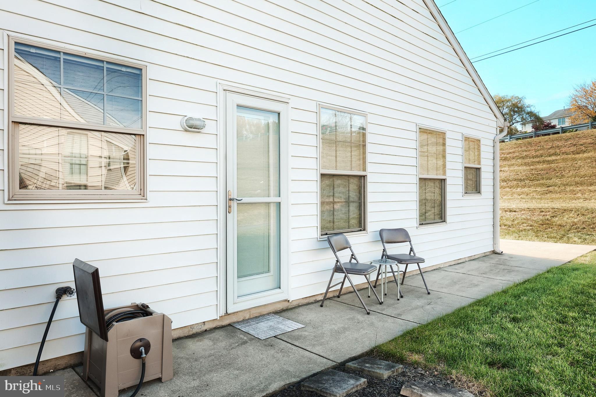 BROOKSTONE - Residential