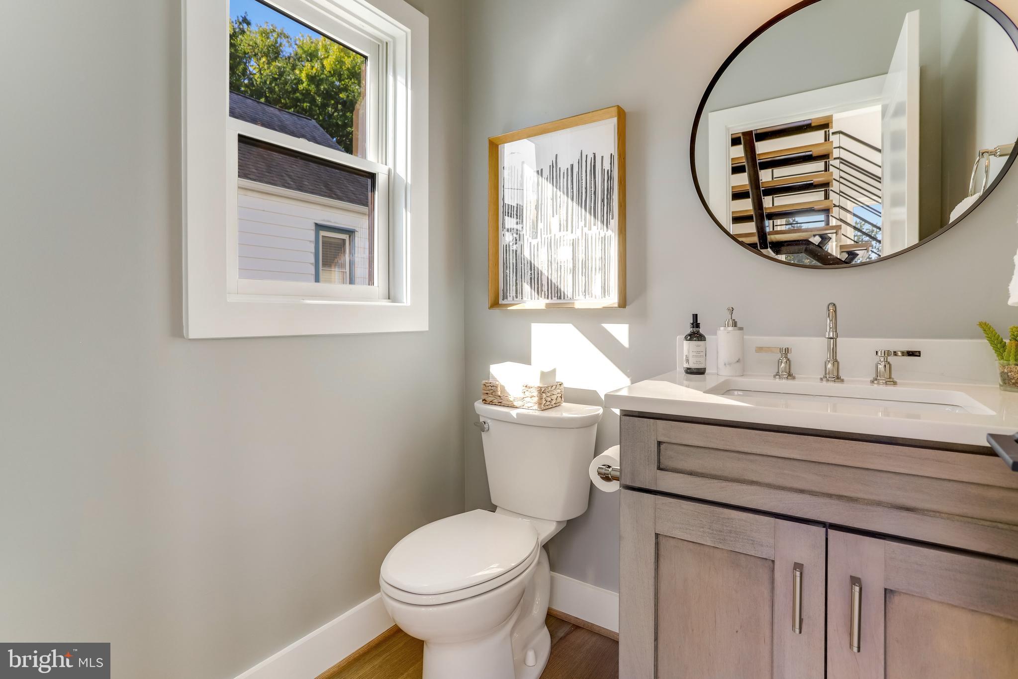 CLARENDON - Residential