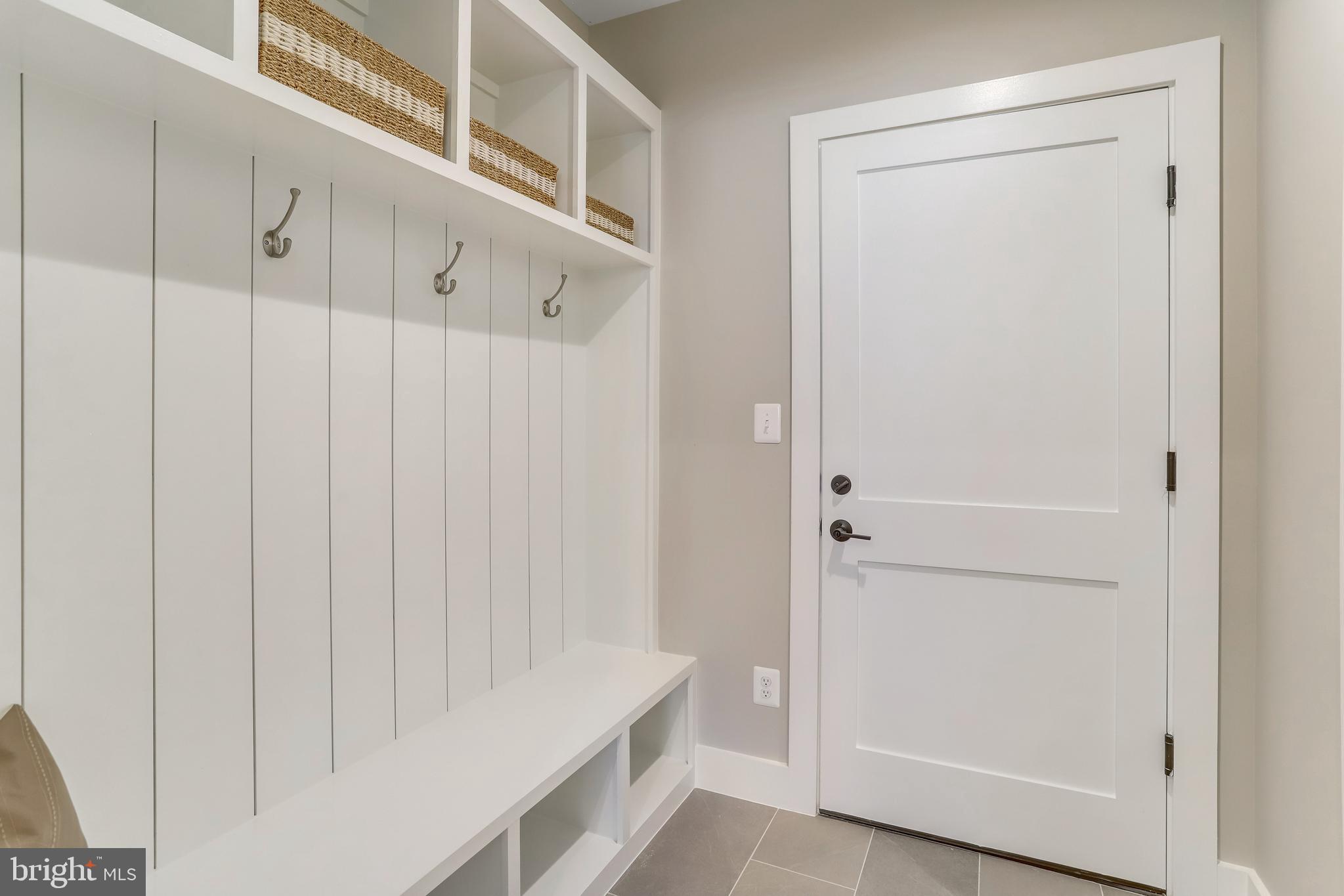 CLARENDON - Residential