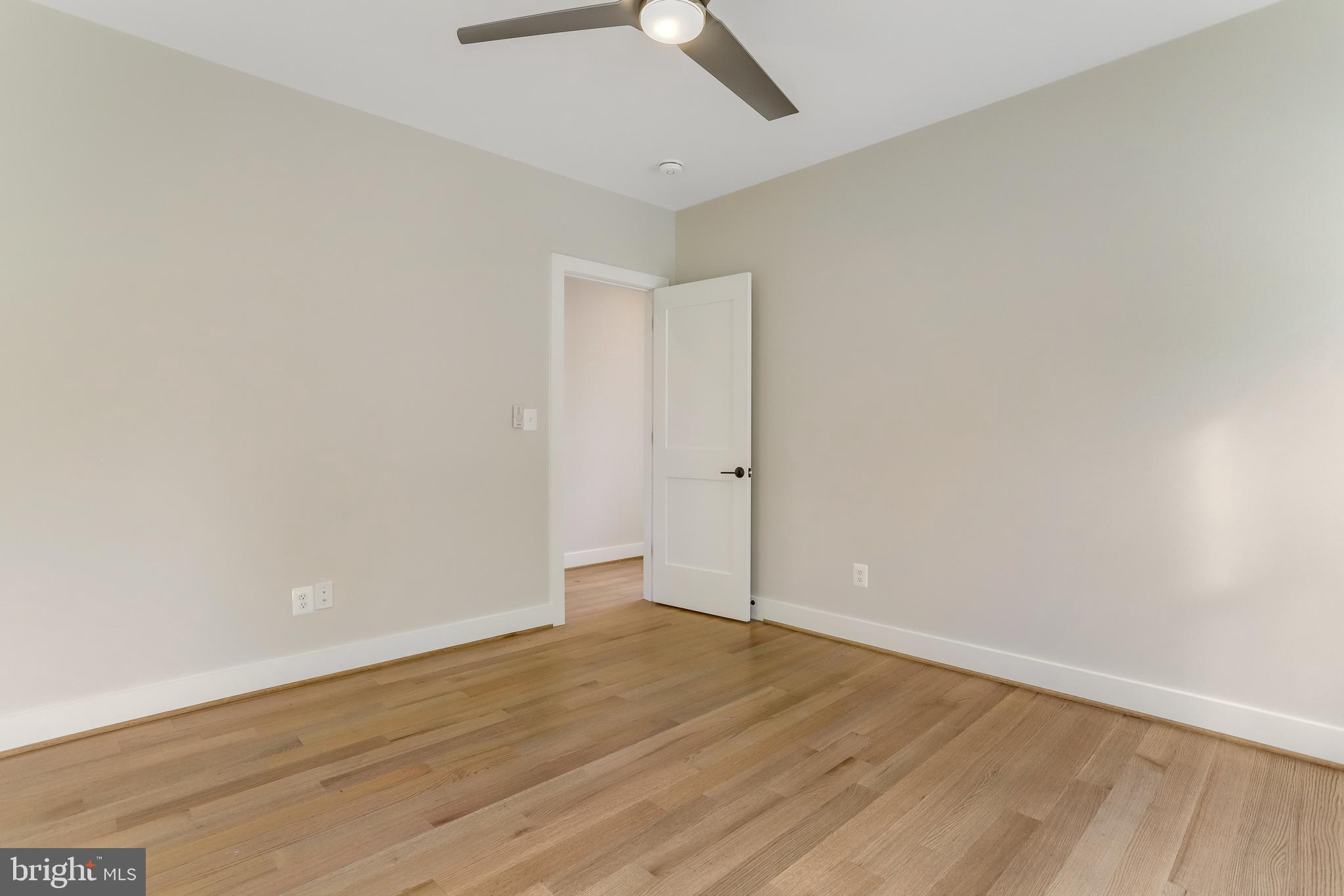 CLARENDON - Residential