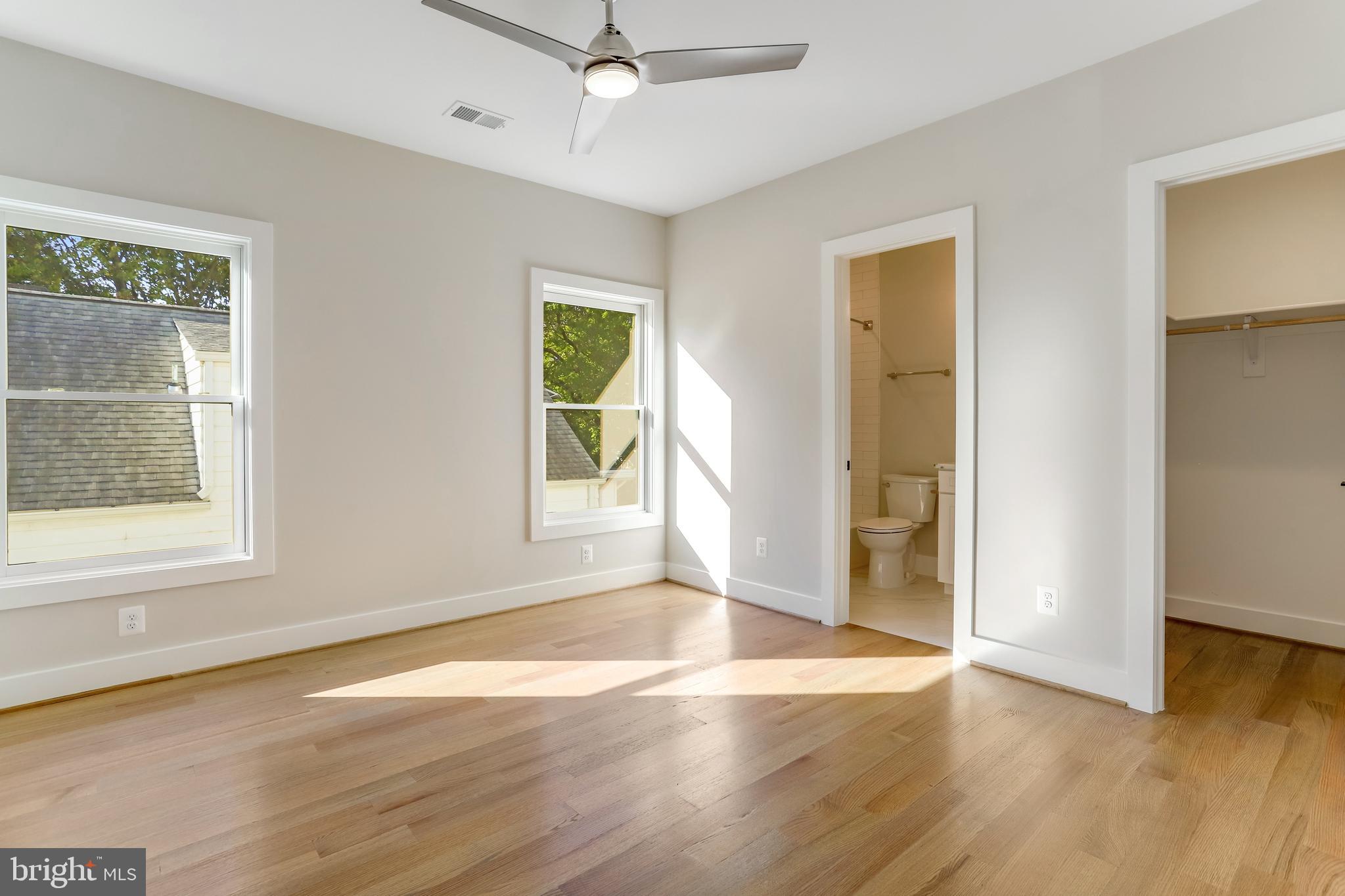 CLARENDON - Residential