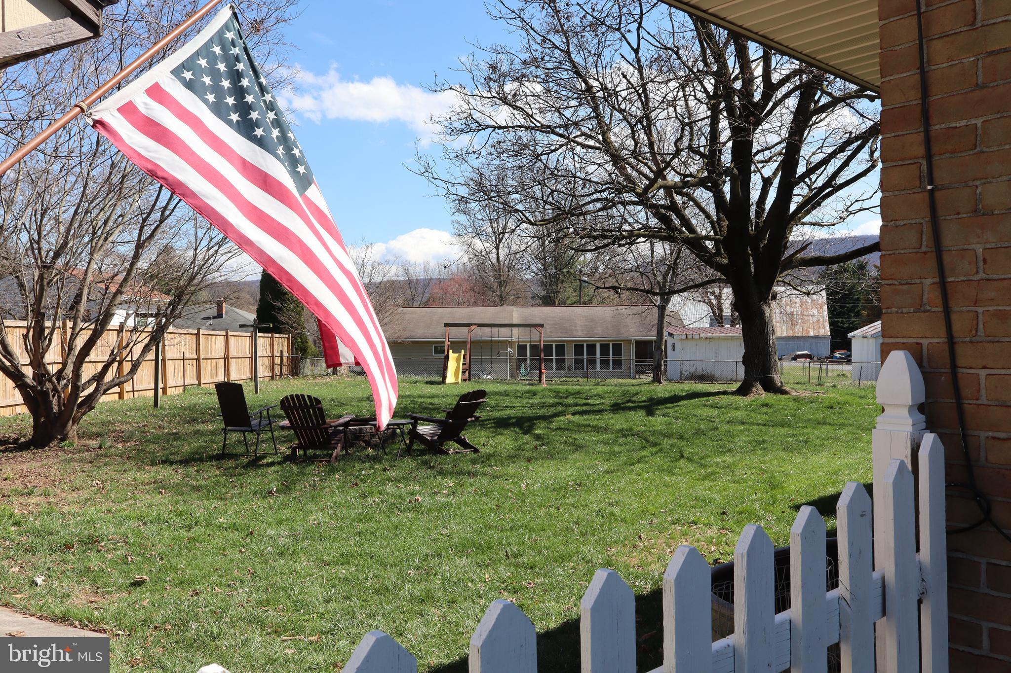 HOLIDAY ACRES - Residential