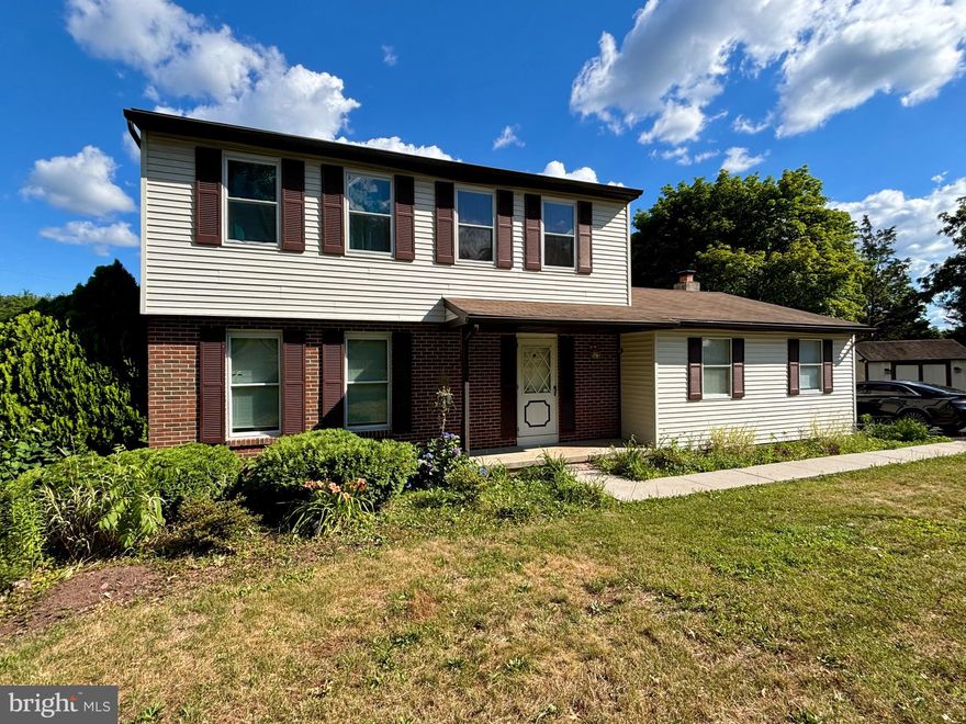 This is the first time this exceptional home has been offered on the market. This quiet and desirable neighborhood offers a unique blend of tranquility and convenience, making it an ideal place for families and individuals. Whether you're a first-time buyer or looking to upgrade, this home promises a rewarding investment. With its combination of peaceful living, and outstanding schools, this neighborhood stands out as a perfect place to call home. —schedule a visit today and see for yourself what makes it so special!