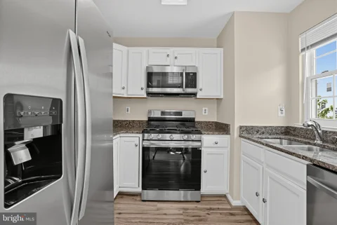 MLS: VALO2135186