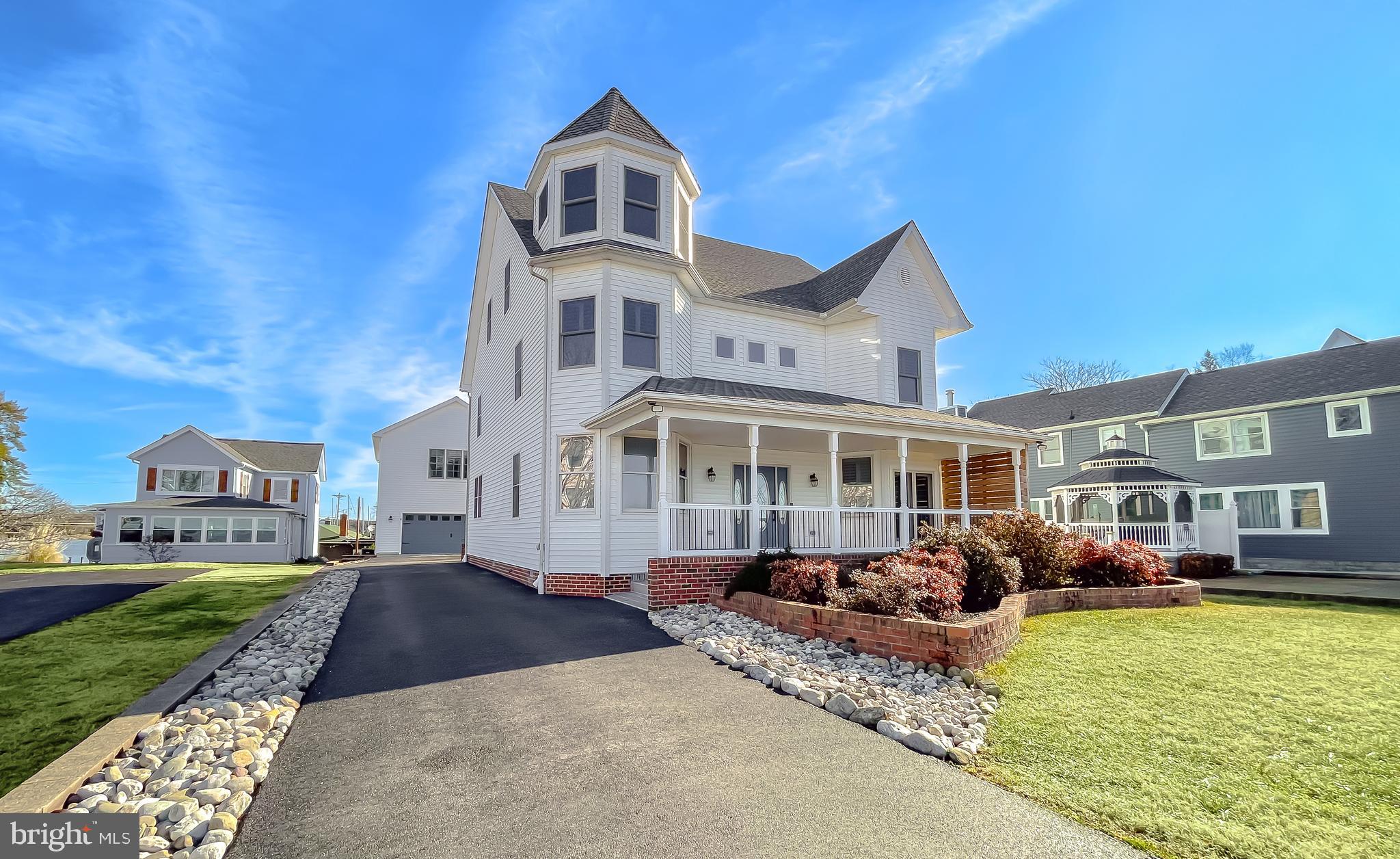 SOLOMONS ISLAND - Residential