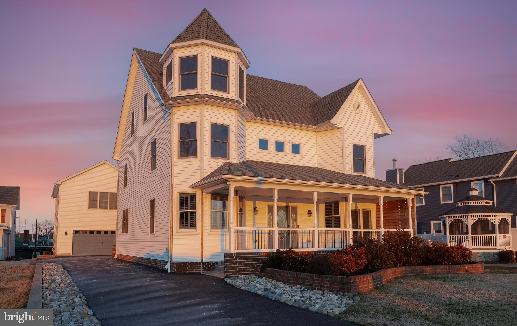 SOLOMONS ISLAND - Residential