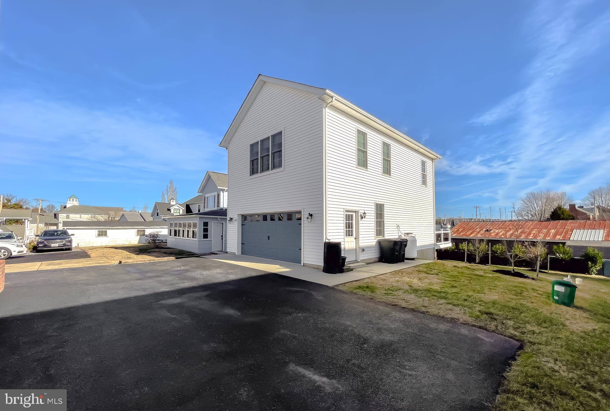 SOLOMONS ISLAND - Residential