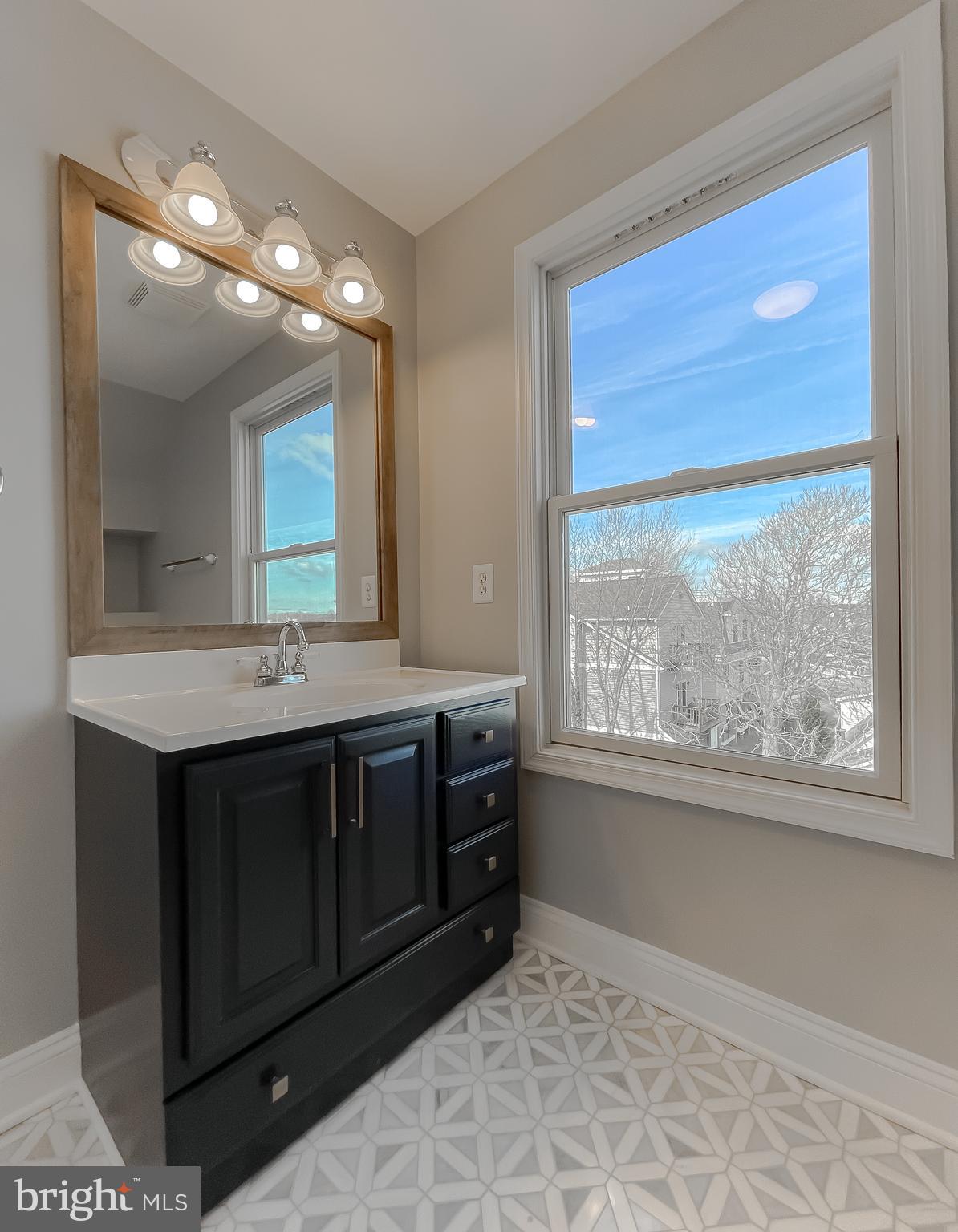 SOLOMONS ISLAND - Residential