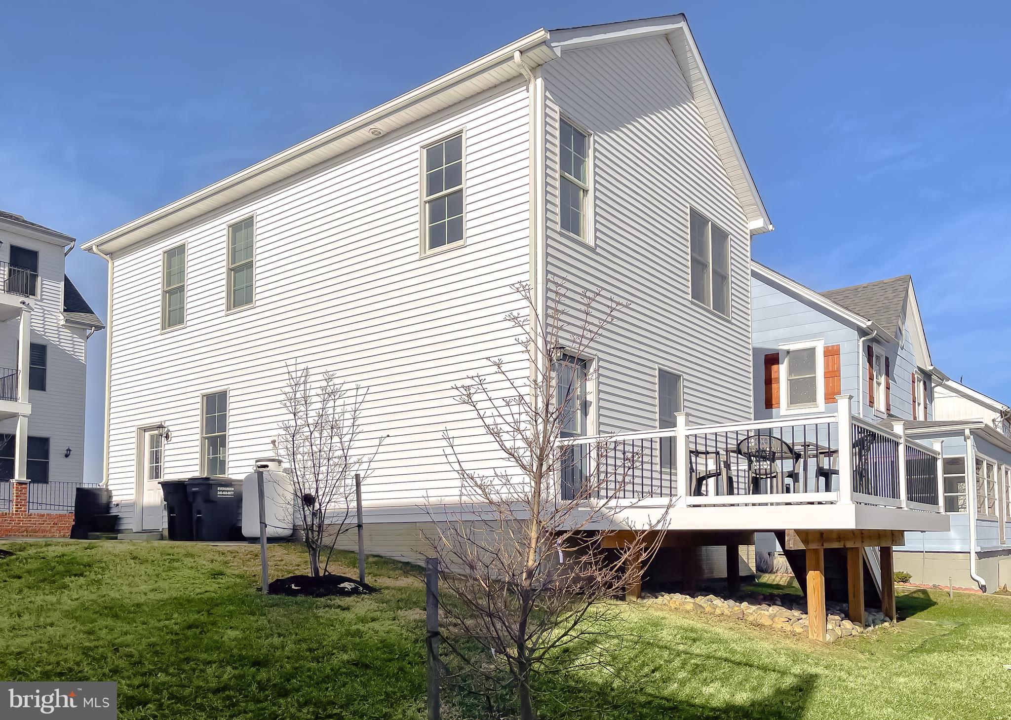 SOLOMONS ISLAND - Residential