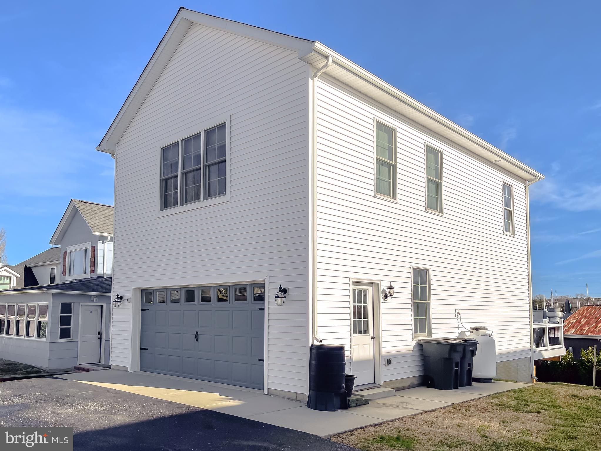 SOLOMONS ISLAND - Residential