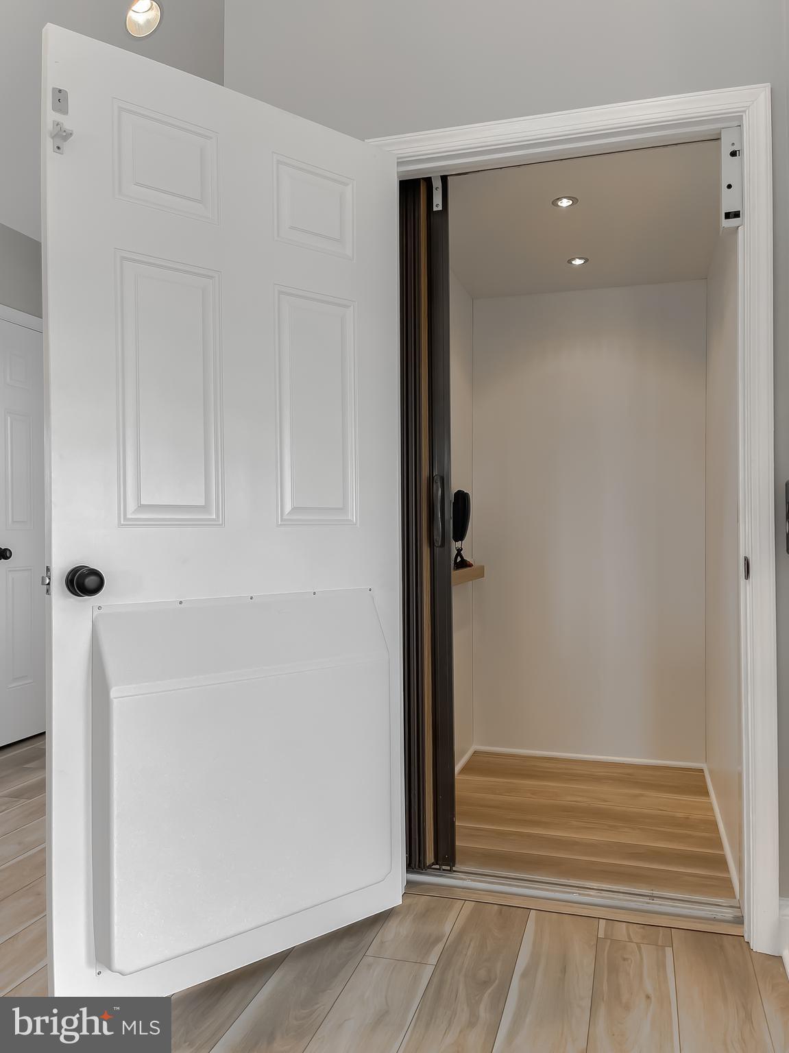 SOLOMONS ISLAND - Residential