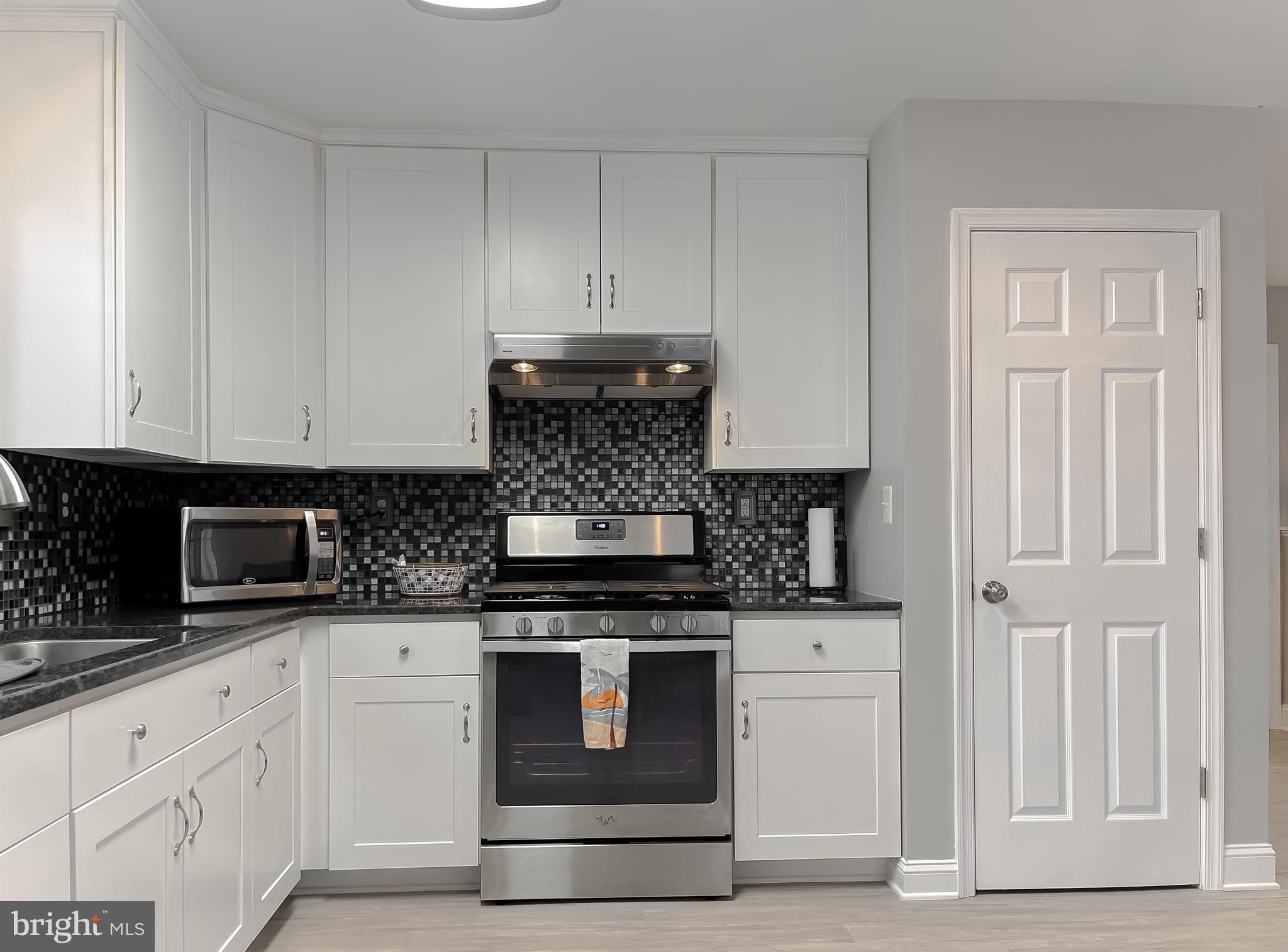 SOLOMONS ISLAND - Residential