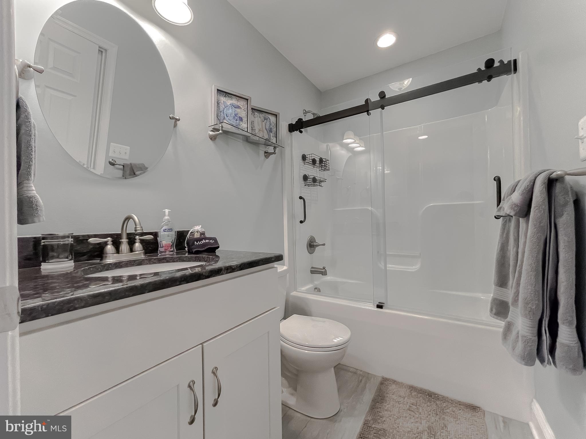 SOLOMONS ISLAND - Residential