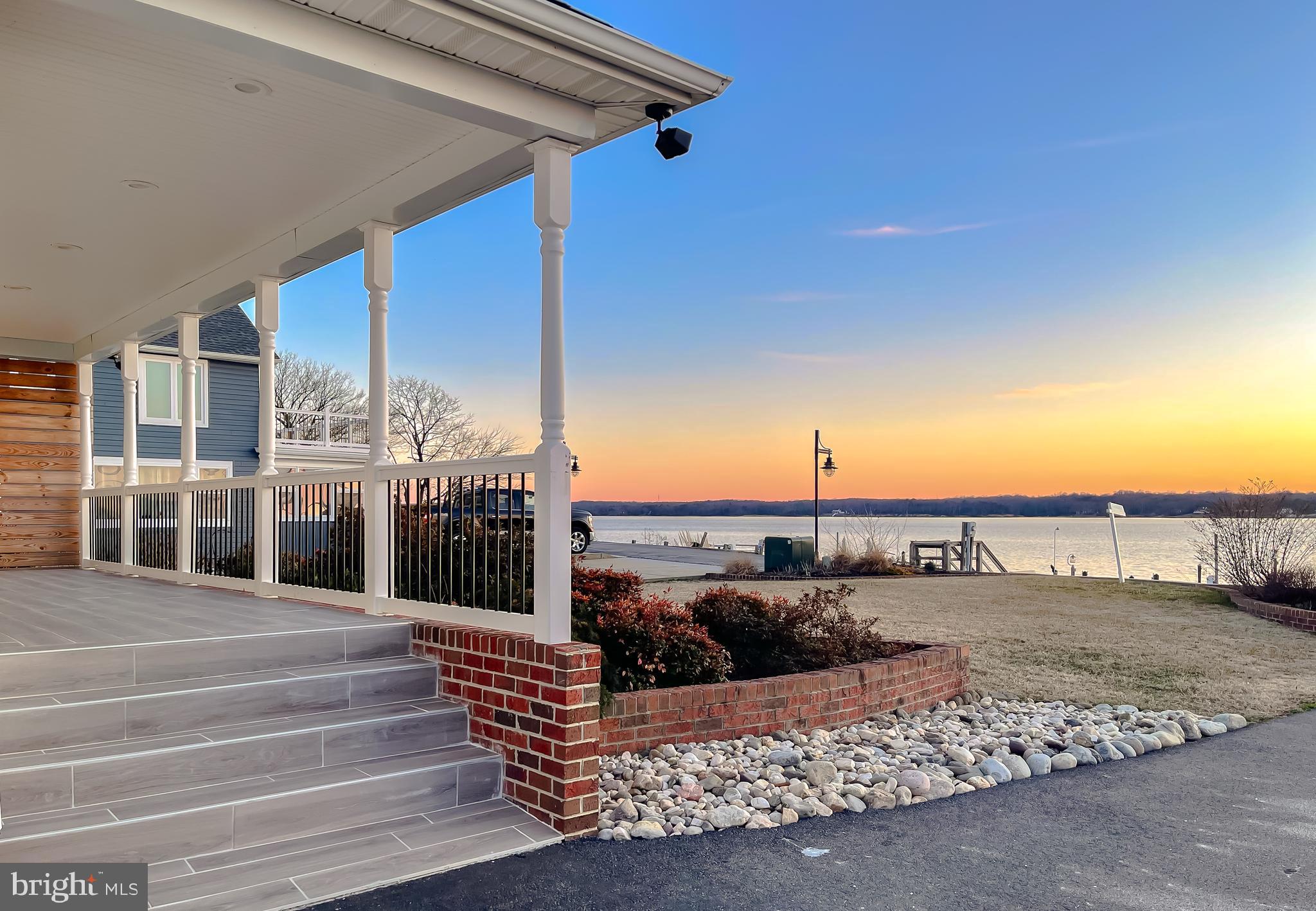 SOLOMONS ISLAND - Residential