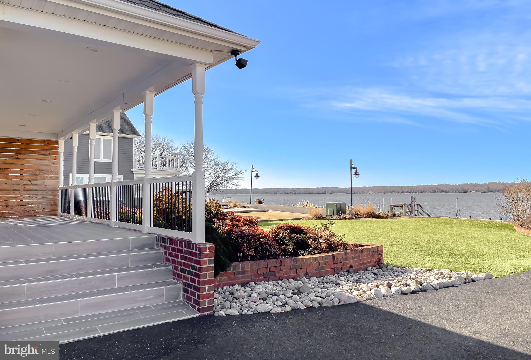 SOLOMONS ISLAND - Residential