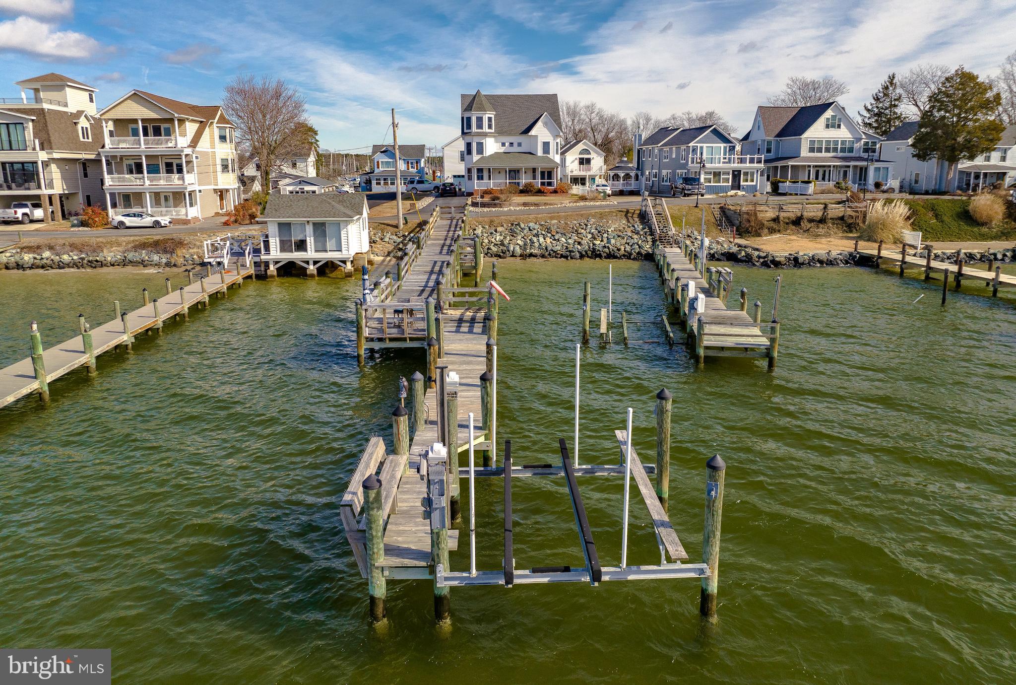 SOLOMONS ISLAND - Residential