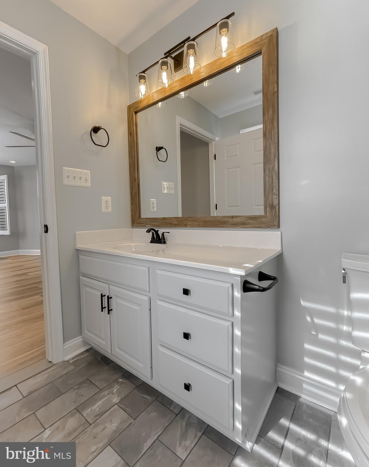 SOLOMONS ISLAND - Residential