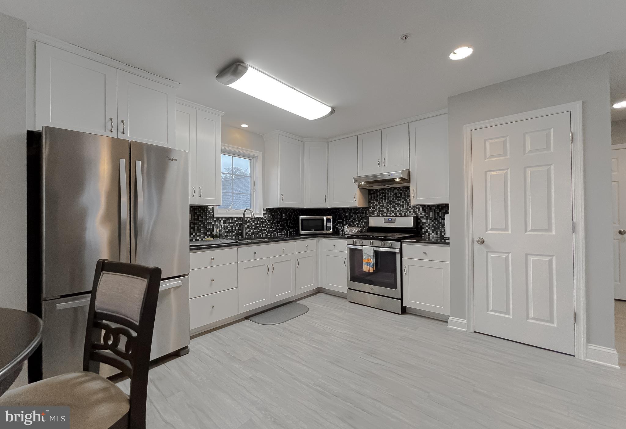 SOLOMONS ISLAND - Residential