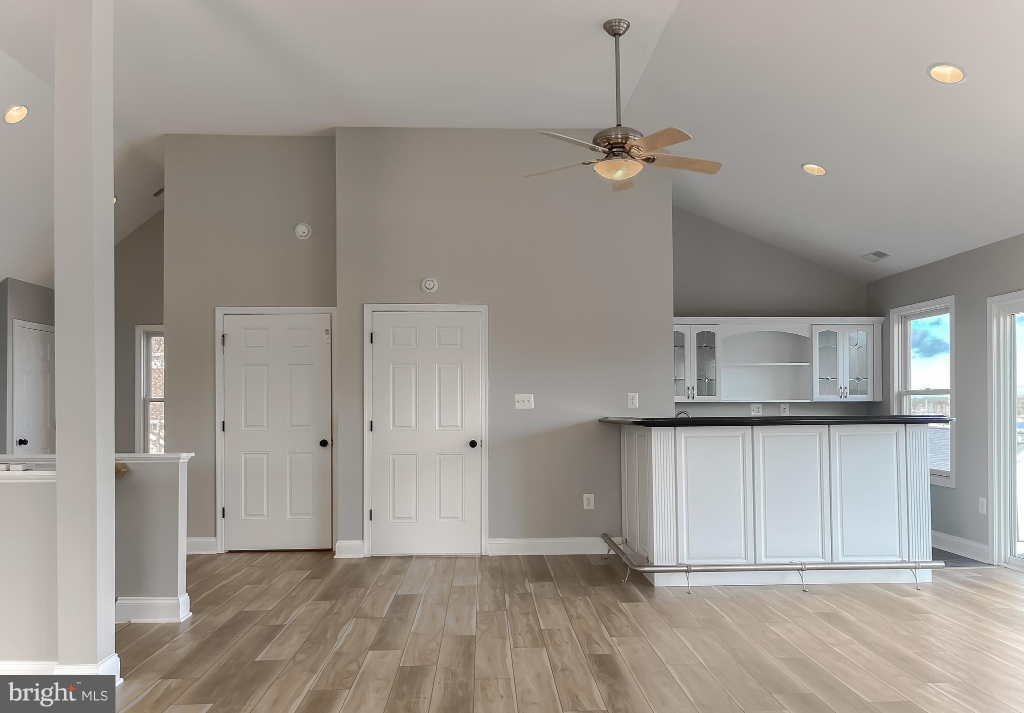 SOLOMONS ISLAND - Residential