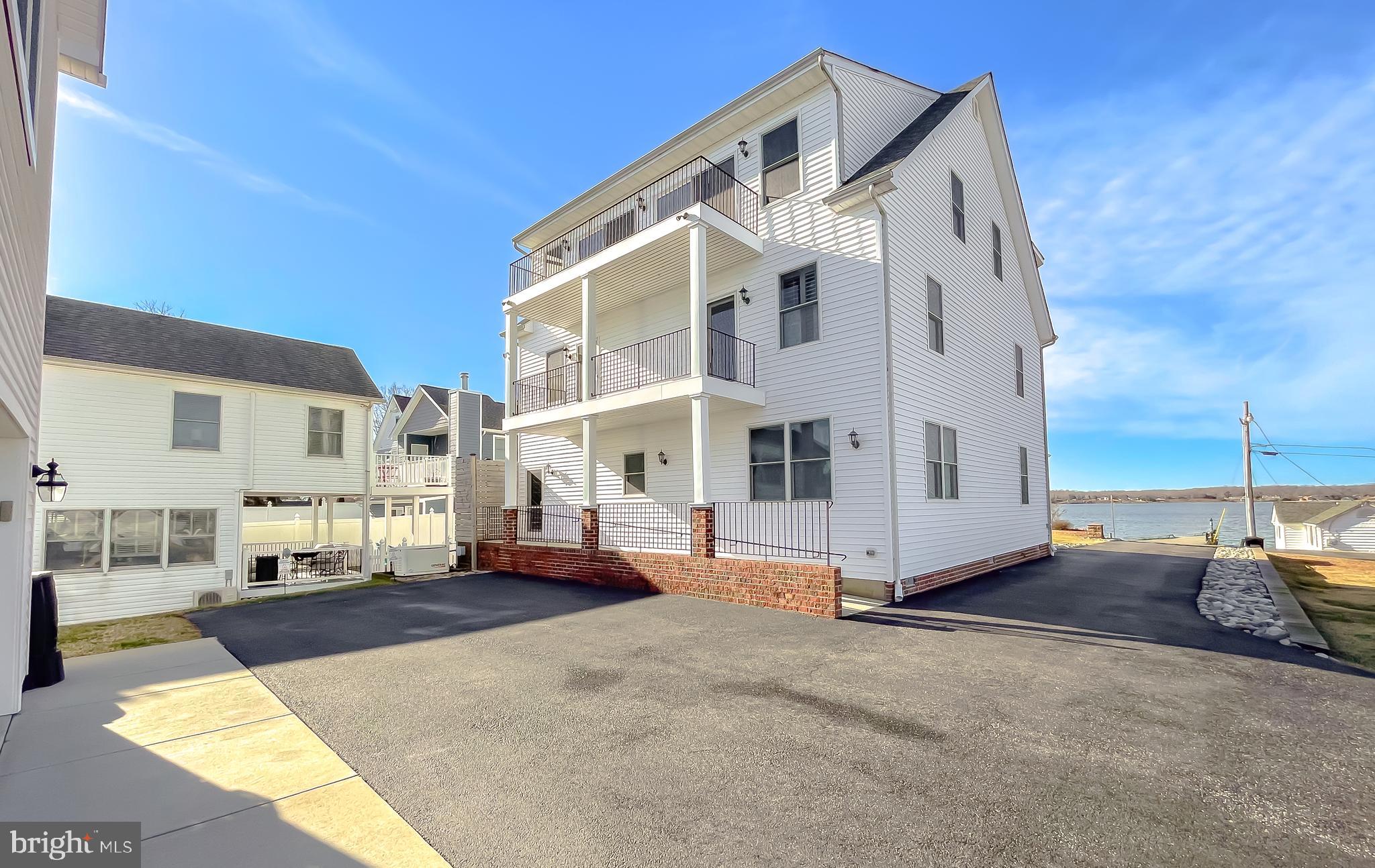 SOLOMONS ISLAND - Residential