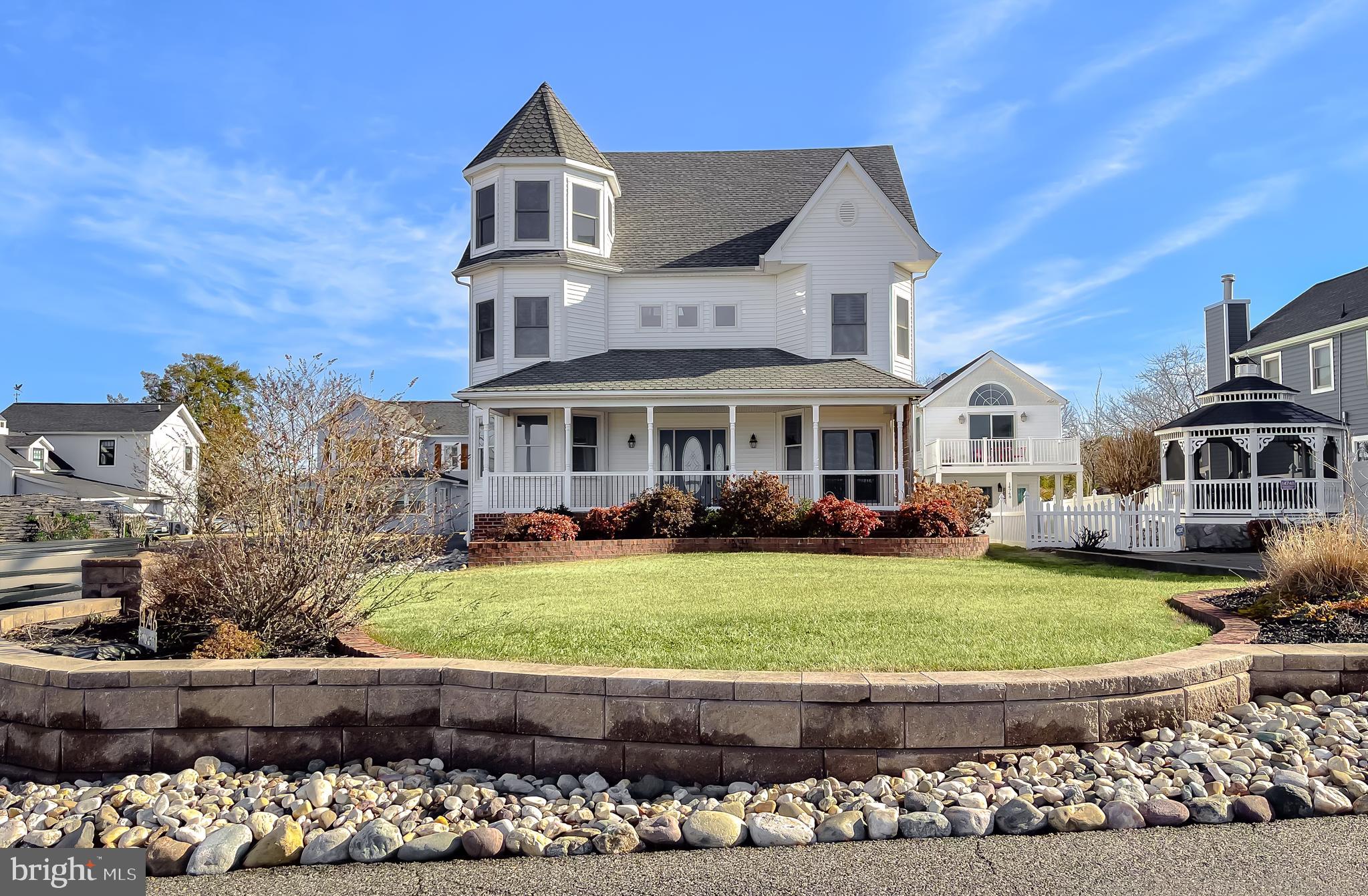 SOLOMONS ISLAND - Residential