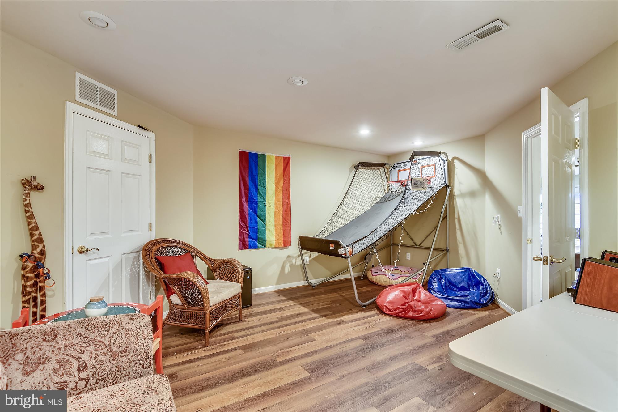 WALNEY WOODS - Residential