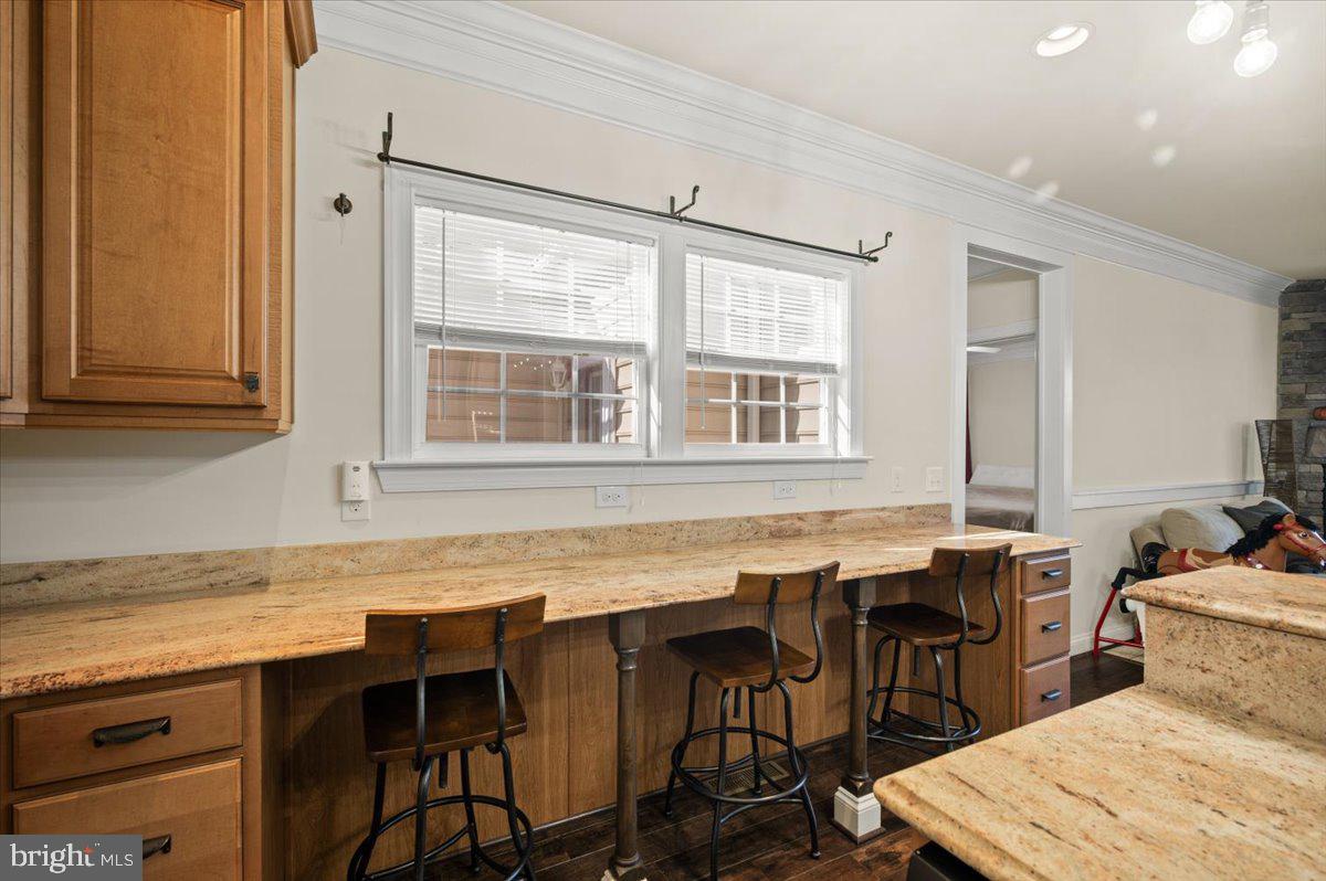 LAKELAND PLACE - Residential