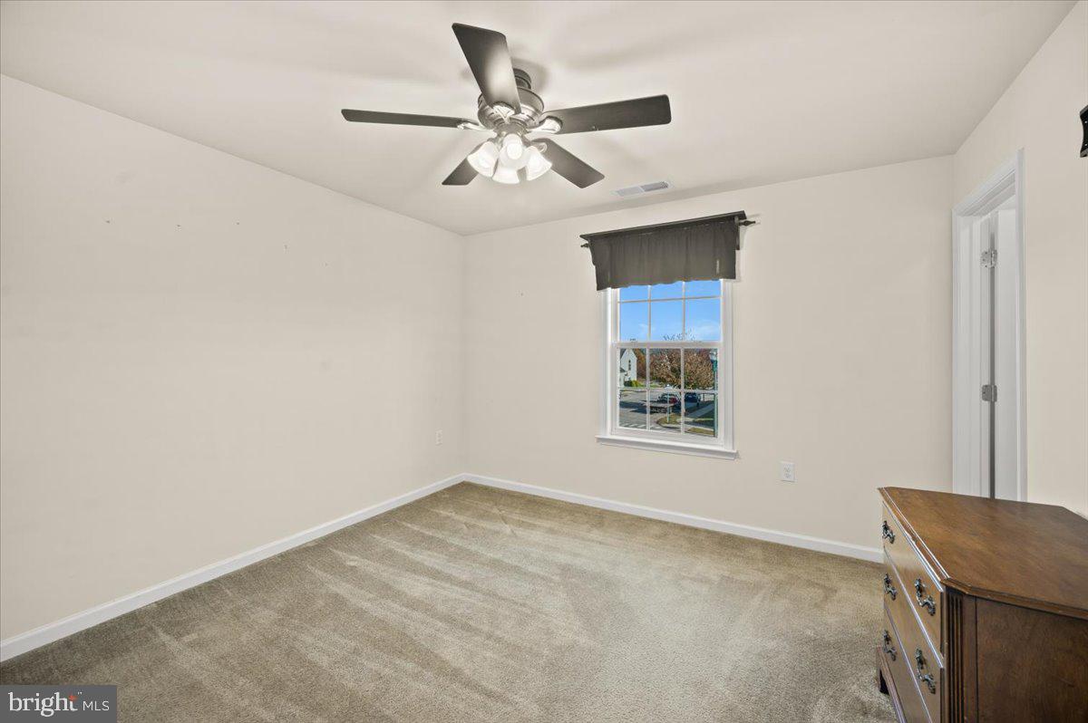 LAKELAND PLACE - Residential