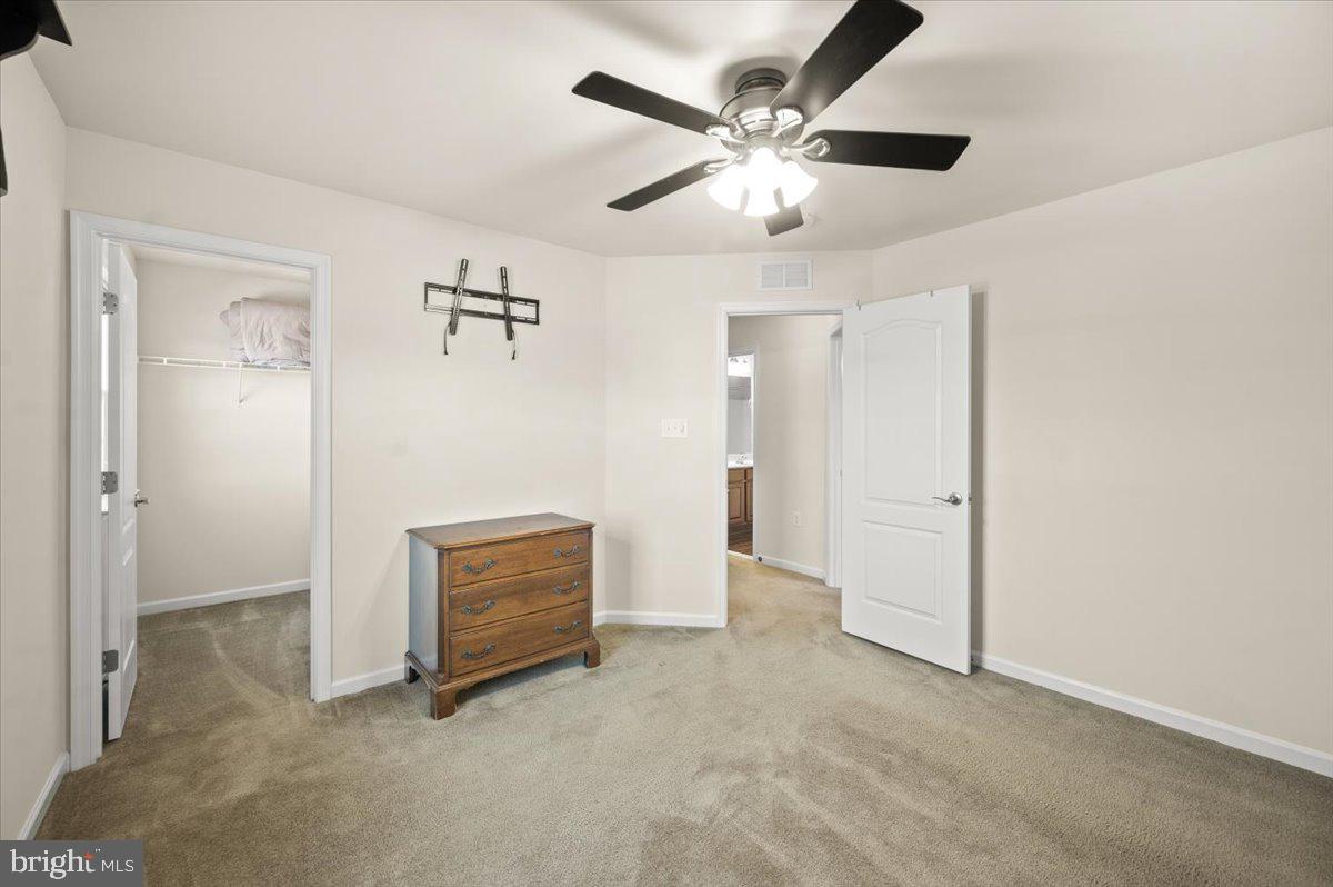 LAKELAND PLACE - Residential